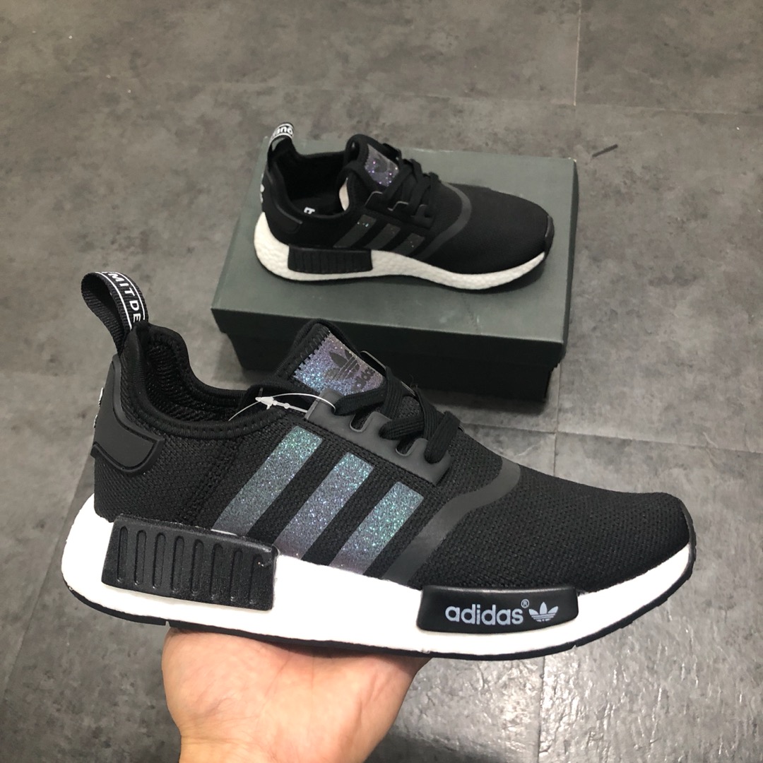 230 公司级巴斯夫阿迪达斯 Adidas NMD R-1 街头风经典百搭跑步鞋FW3330