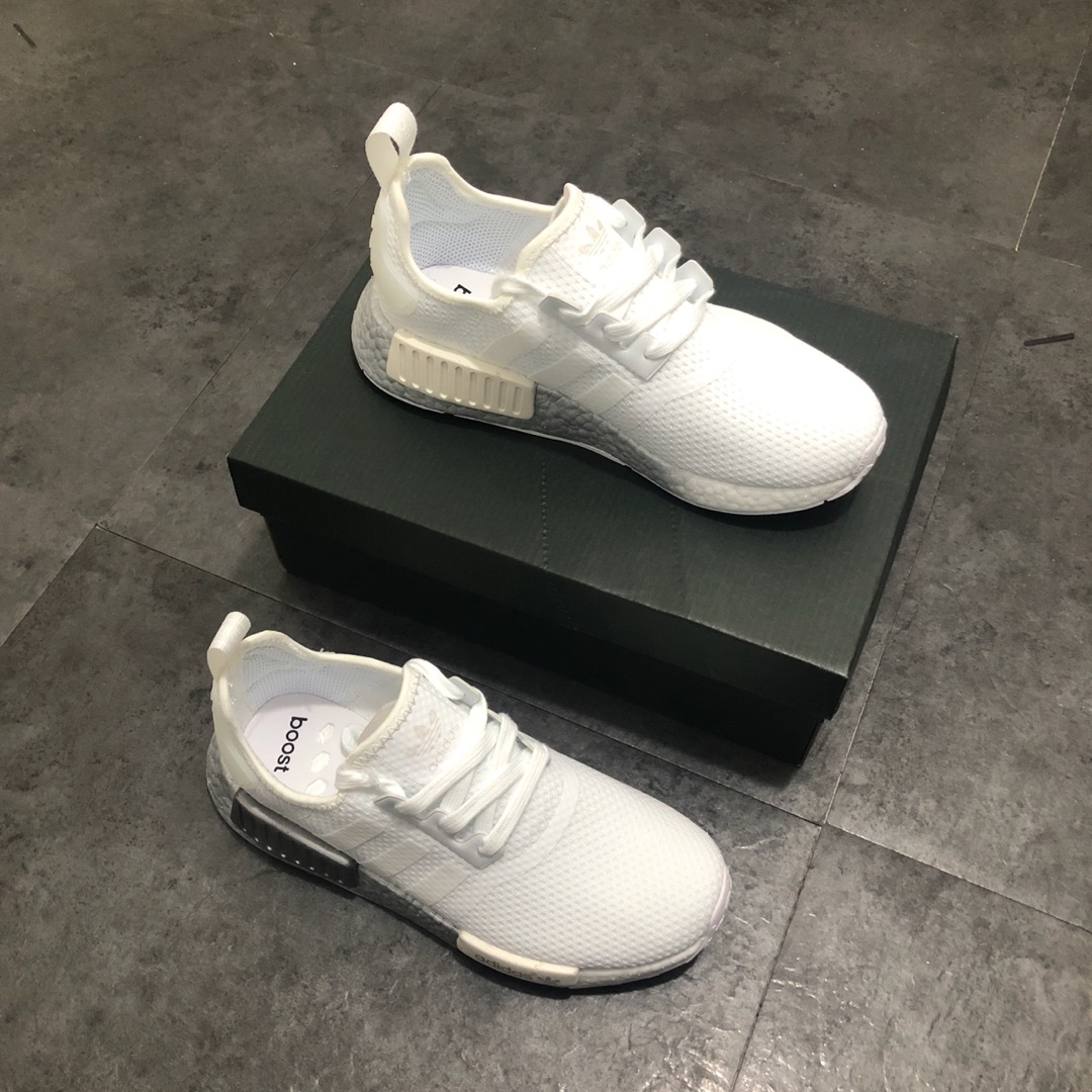 230 公司级巴斯夫阿迪达斯 Adidas NMD R-1 街头风经典百搭跑步鞋 FU9350