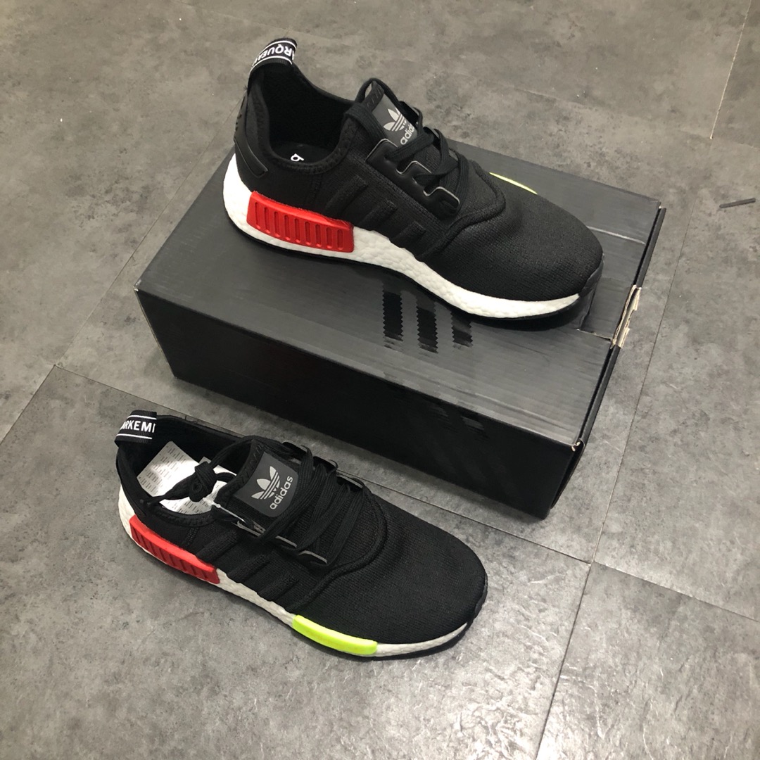 190 公司级巴斯夫阿迪达斯 Adidas NMD R-1 街头风经典百搭跑步鞋 EE5100