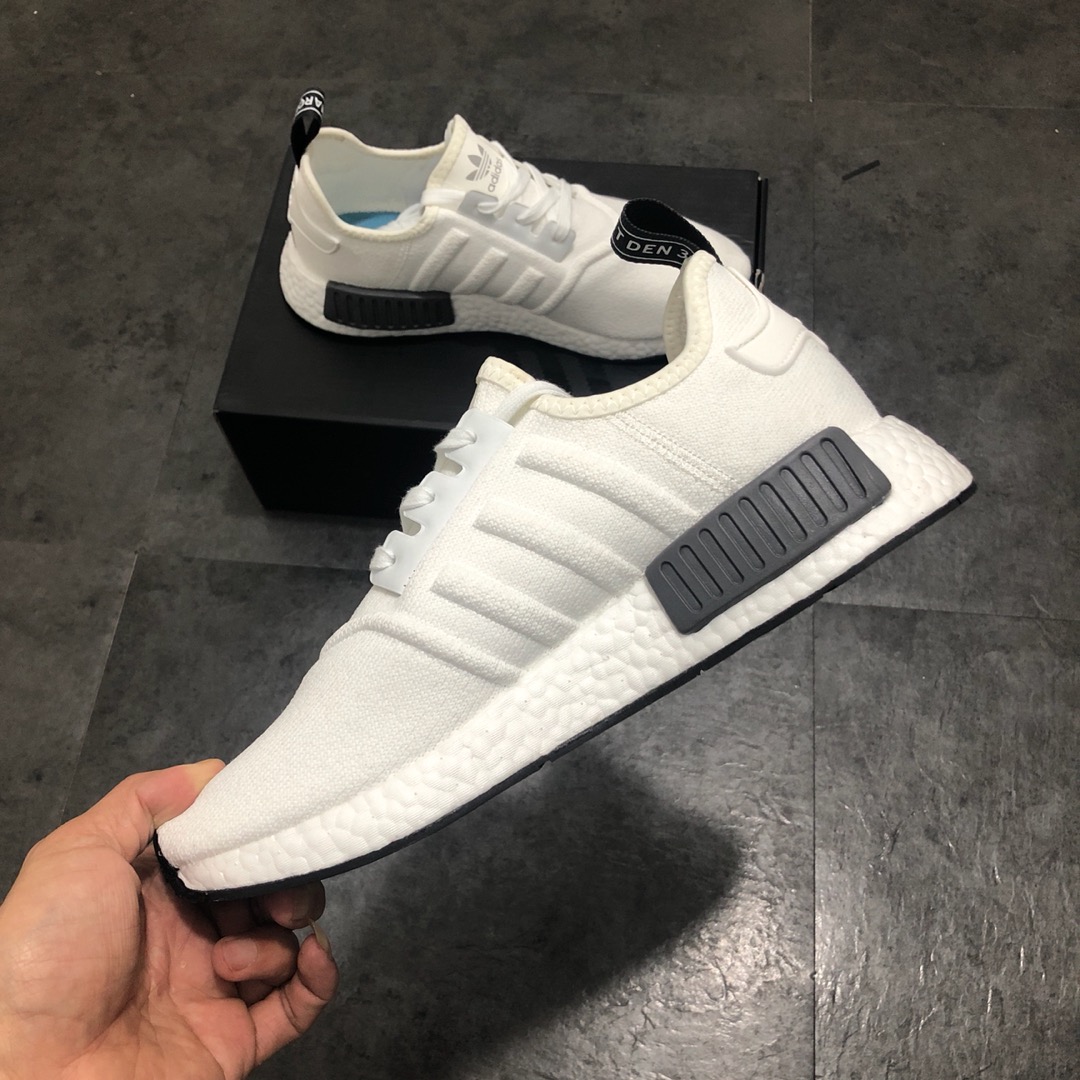 190 公司级巴斯夫阿迪达斯 Adidas NMD R-1 街头风经典百搭跑步鞋  EE5182