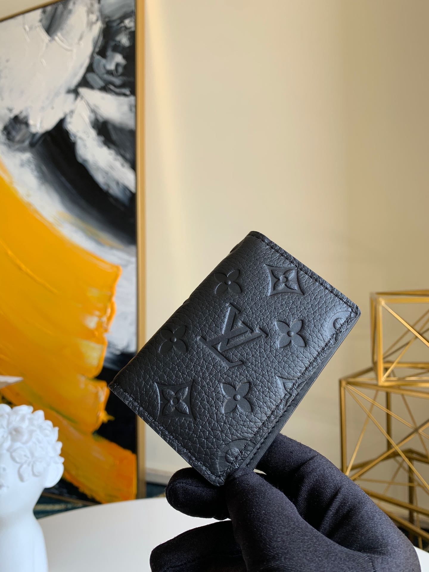 NO:400942,[Exclusive real photo M69044] Pocket wallet!  This pocket wallet is a classic Monogram pattern with Taurillon leather imprint. It is small in size but has abundant capacity. It contains functional designs such as pockets and slots. Detailed features!  8.0x 11.0x 1.0 cm (Length x Height x Width), Taurillon cowhide, cowhide lining, card mezzanine, inner bag, outer bag..., LV【Original leather】,louis vuitton,cowhide19860909【独家实拍M69044】口袋钱夹！本款口袋钱夹为 Taurillon 皮革压印经典 Monogram 图案.尺寸小巧却容量充裕,内含口袋和卡位等功能性设计.详细特征！8.0x 11.0x 1.0 cm (长x 高x 宽) 、Taurillon 牛皮、牛皮内衬、卡片夹层、内袋、外袋..,LV【原厂皮】,louis vuitton,cowhide,Bag