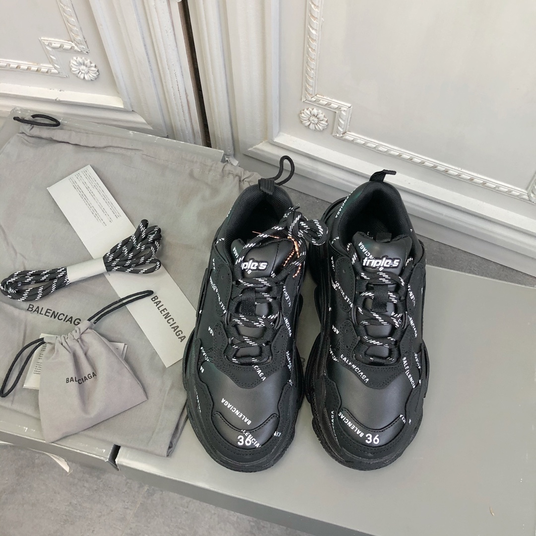 Negro Balenciaga·Balenciaga 2020ss nuevo Triple s logo completo estampado de letras en blanco y negro bombardeo BLCG za…