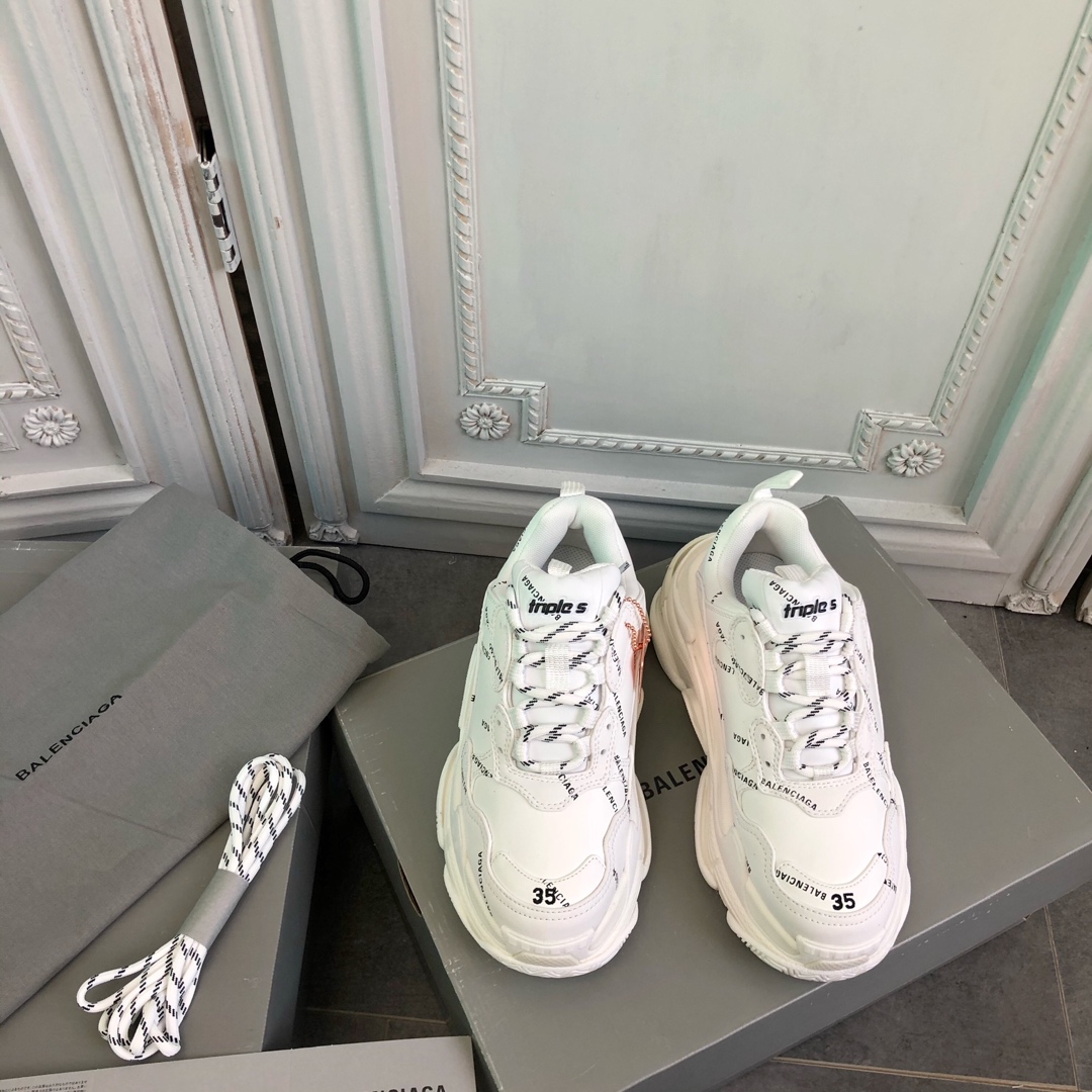 Blanco Balenciaga·Balenciaga 2020ss nuevo Triple s logo completo estampado de letras en blanco y negro bombardeo BLCG z…