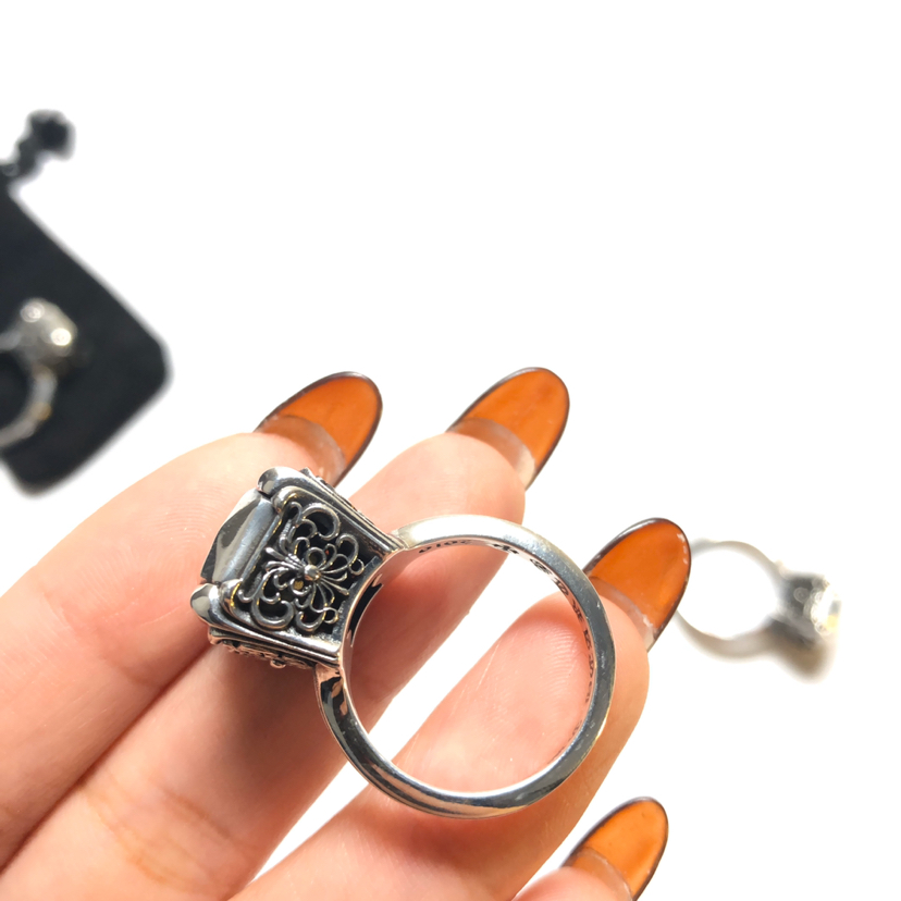 Chrome Hearts 开版 认准独家拍摄 （MZ）Chrome hearts 克罗心蝴蝶花钻石切面戒指