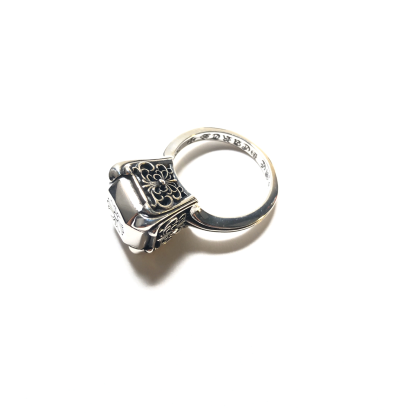 Chrome Hearts 开版 认准独家拍摄 （MZ）Chrome hearts 克罗心蝴蝶花钻石切面戒指