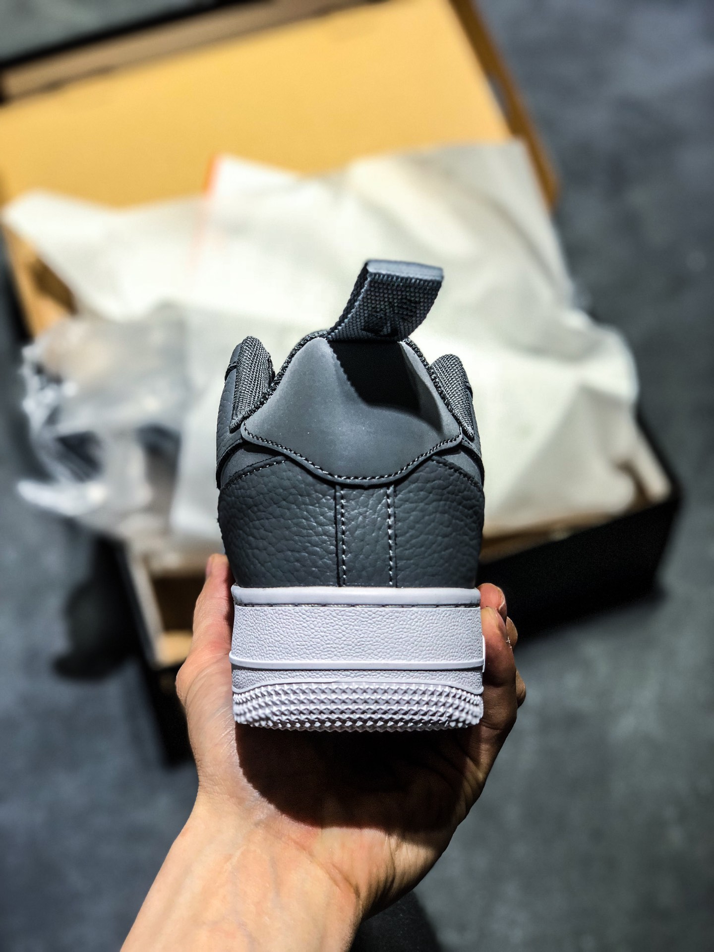 p220 公司级Air Force 1 Low ’07 空军一号低帮百搭休闲运动板鞋CV3039-001