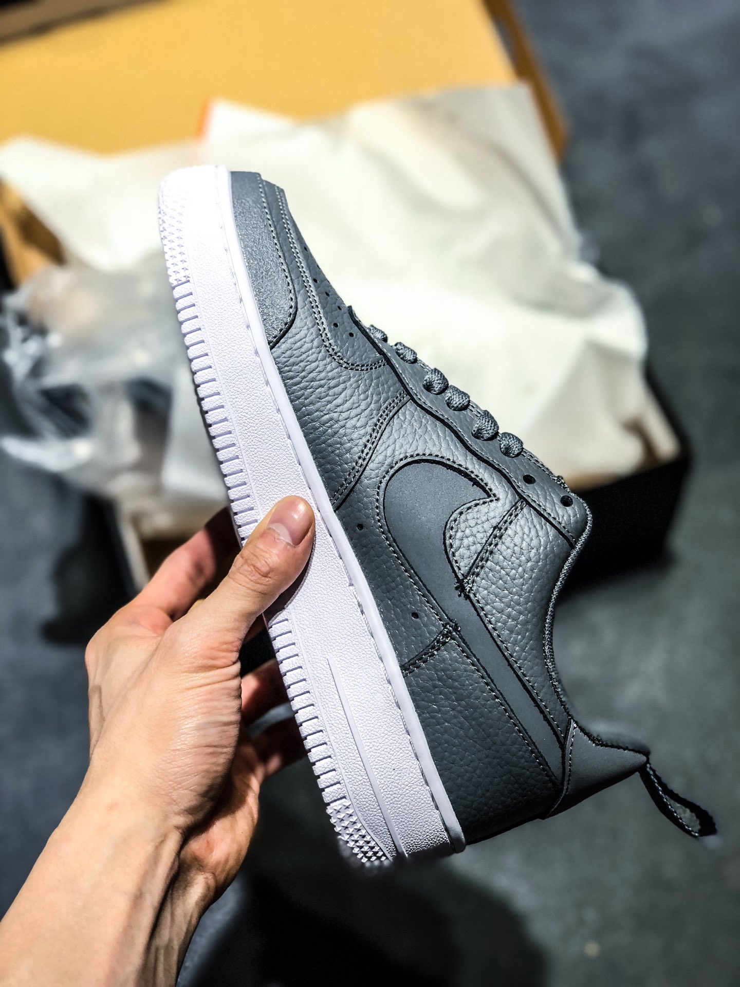p220 公司级Air Force 1 Low ’07 空军一号低帮百搭休闲运动板鞋CV3039-001