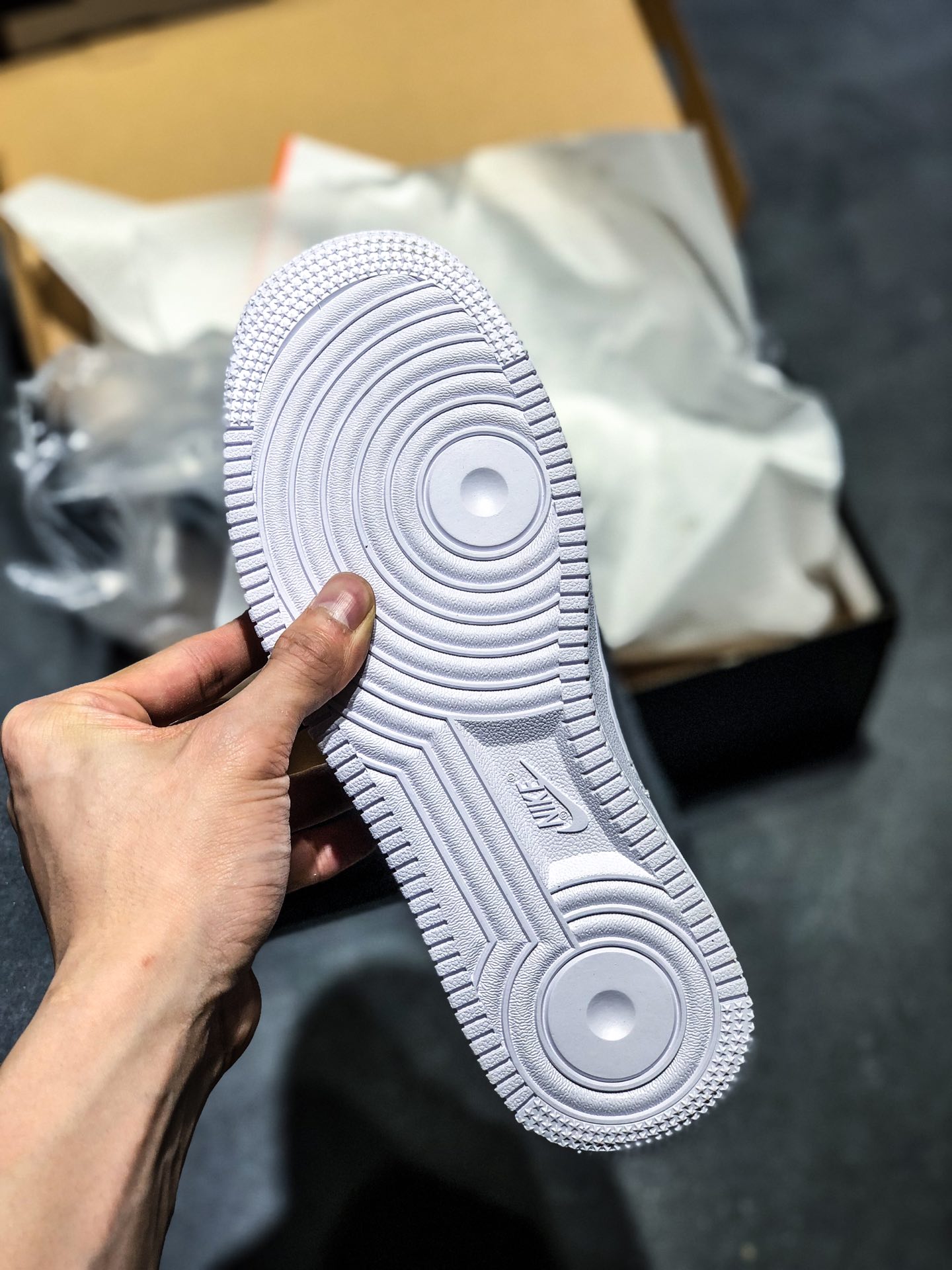 p220 公司级Air Force 1 Low ’07 空军一号低帮百搭休闲运动板鞋CV3039-001