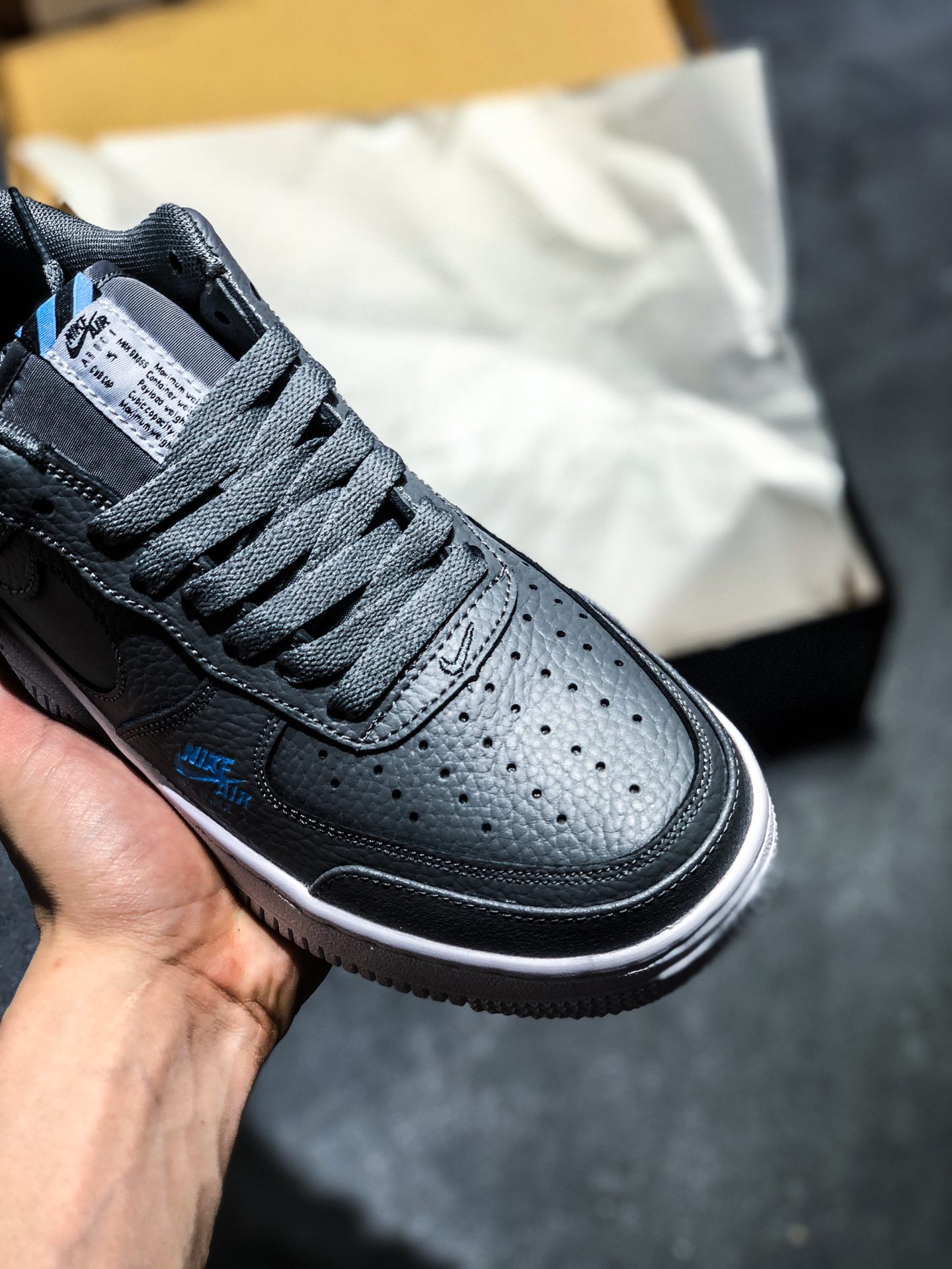 p220 公司级Air Force 1 Low ’07 空军一号低帮百搭休闲运动板鞋CV3039-001