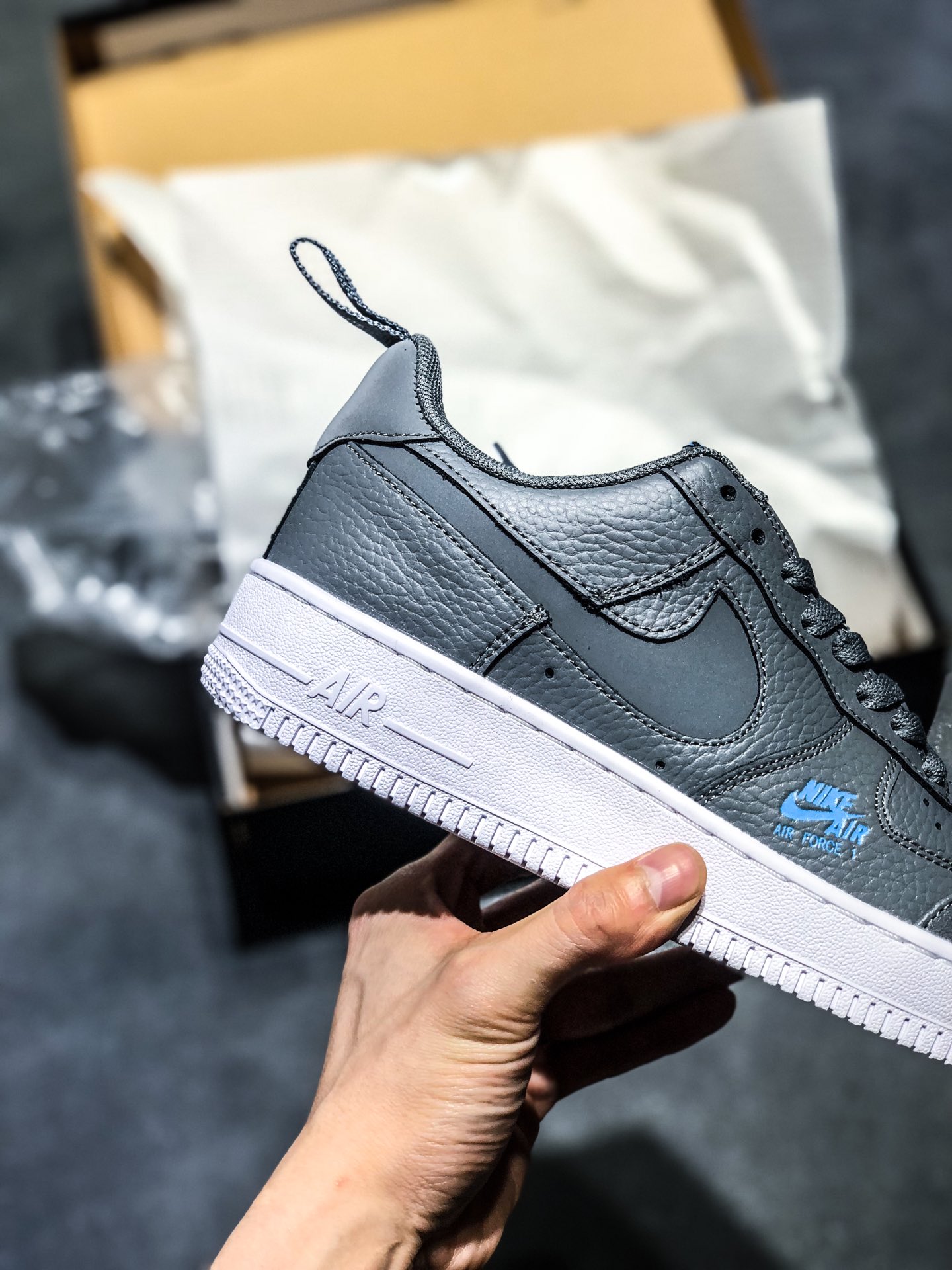 p220 公司级Air Force 1 Low ’07 空军一号低帮百搭休闲运动板鞋CV3039-001
