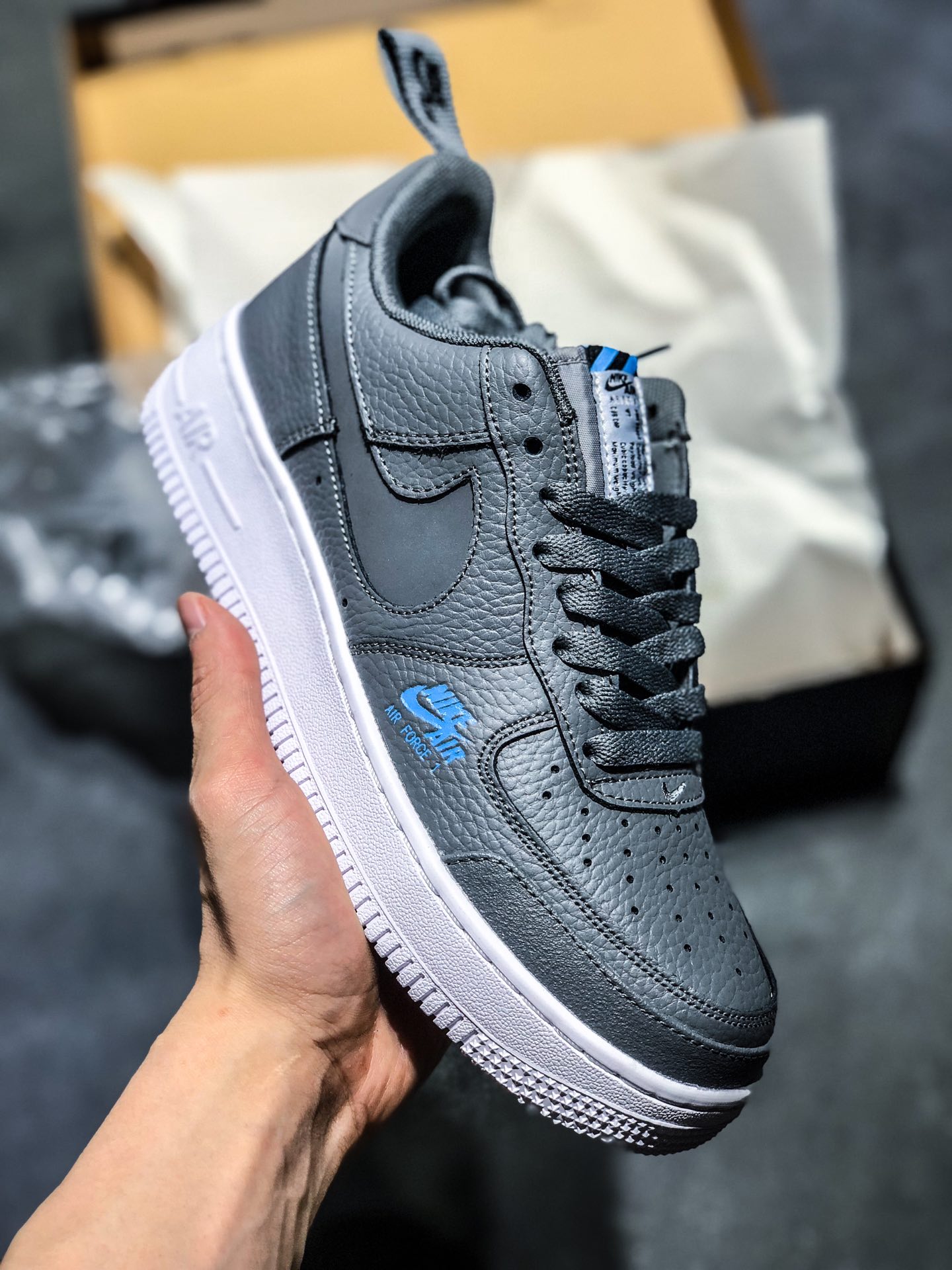 p220 公司级Air Force 1 Low ’07 空军一号低帮百搭休闲运动板鞋CV3039-001