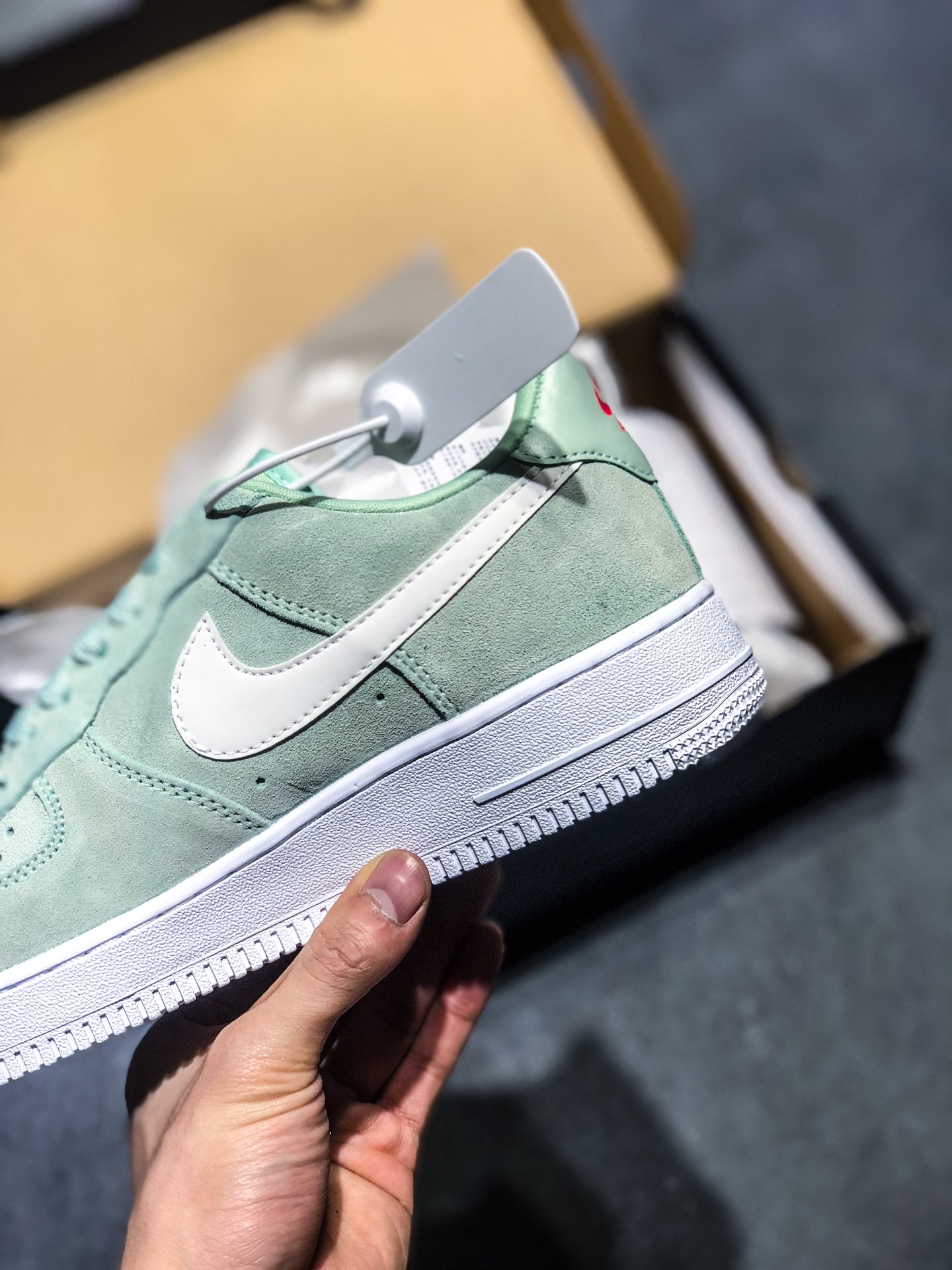 p220 NK Air Force 1 Low 霜绿 空军一号低帮百搭休闲运动板鞋 CV3026-300
