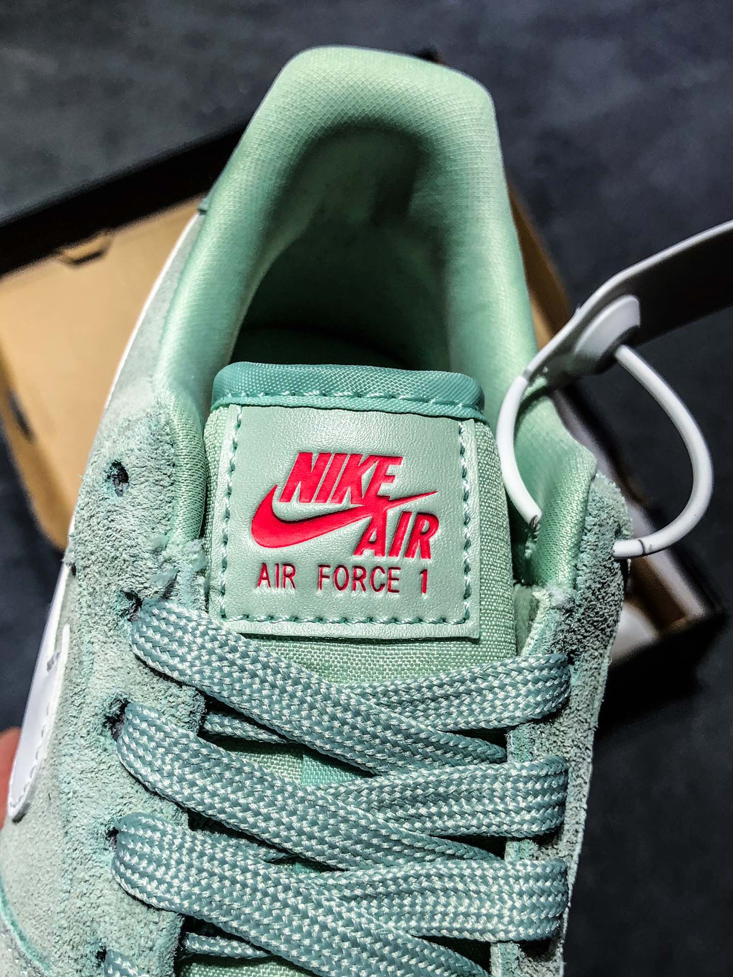 p220 NK Air Force 1 Low 霜绿 空军一号低帮百搭休闲运动板鞋 CV3026-300