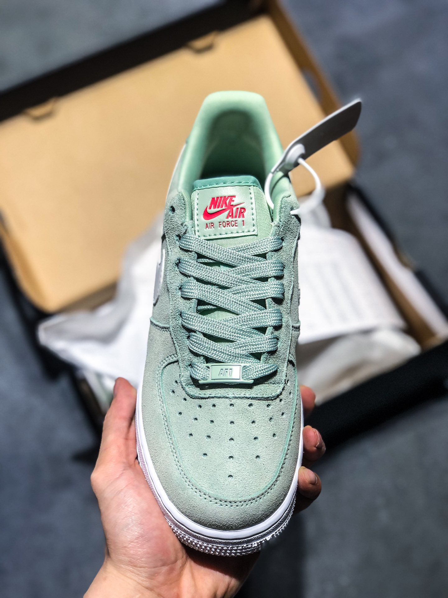 p220 NK Air Force 1 Low 霜绿 空军一号低帮百搭休闲运动板鞋 CV3026-300
