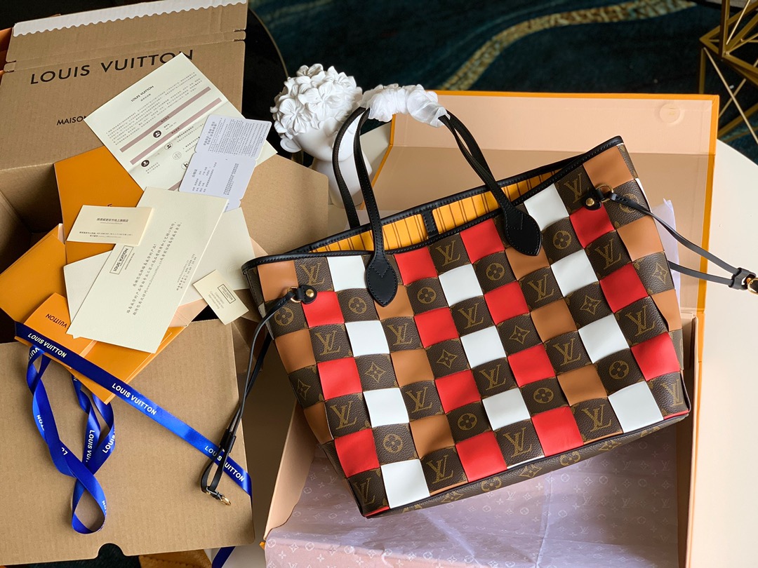 NO:395668,[Exclusive real photo M40993 shopping bag woven black] Size 32×29×17 cm New product is in stock!  Neverfull is a brand new product, a new design is full of imagination, and perfect leather and classic floral materials create another peak!  The most commendable one is the removable zipper clutch, which can be used as a delicate clutch or as an extra pocket..., LV [original leather], louis vuitton, handbag19860909【独家实拍M40993购物袋编织黑色】尺寸32×29×17 cm 新品现货中！ Neverfull 全新出品,全新的编制设计脑洞大开,完美的皮革搭配经典花料创造又一高峰！ 最值得称道的莫过于可脱卸式拉链手包,它既可单独作为一只精致手拿包使用,亦可作为额外的口袋..,LV【原厂皮】,louis vuitton,handbag,Bag