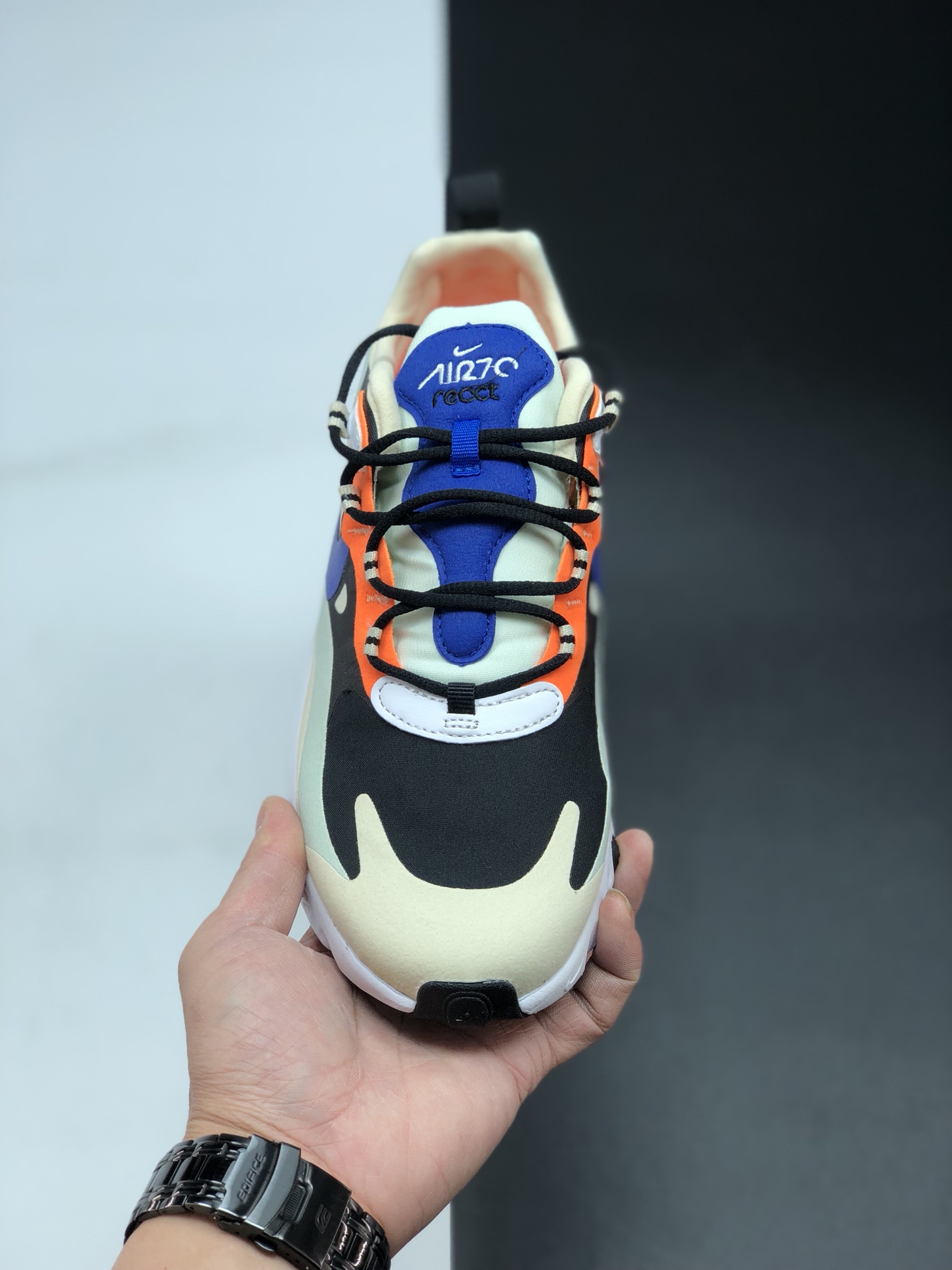 150 公司 新级 配色  耐克 Nike React Air Max 270 高桥盾 纱网 系列 机 半能 气垫跑步鞋 AO4971 601