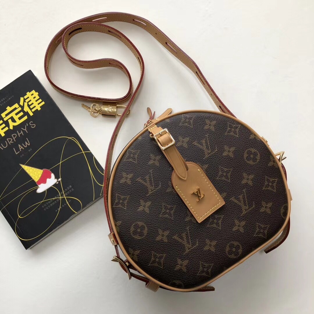 Louis Vuitton LV Boite Chapeau Luxury
 Bags Handbags Monogram Canvas Fall/Winter Collection M52294