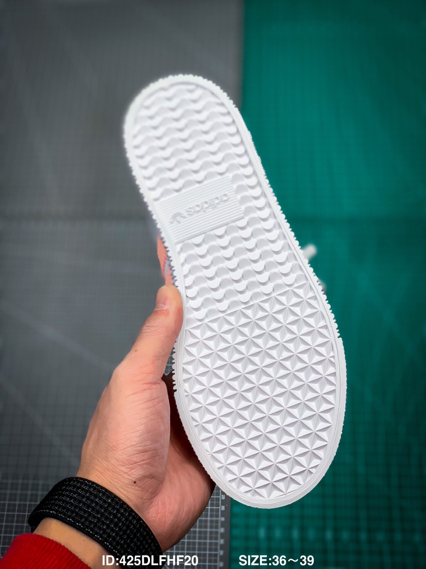 110 真标半码 Adidas/阿迪达斯 三叶草 男女子经典运动板鞋