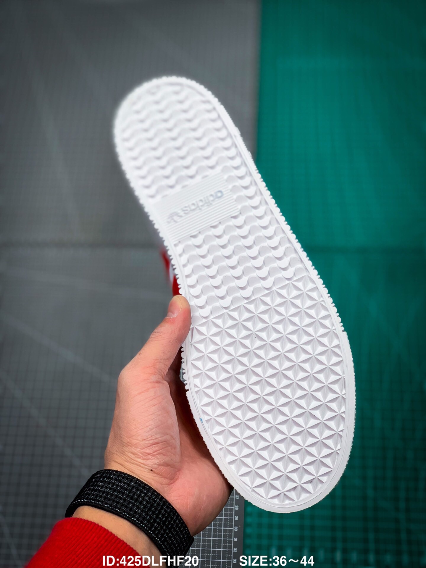 110 真标半码 Adidas/阿迪达斯 三叶草 男女子经典运动板鞋