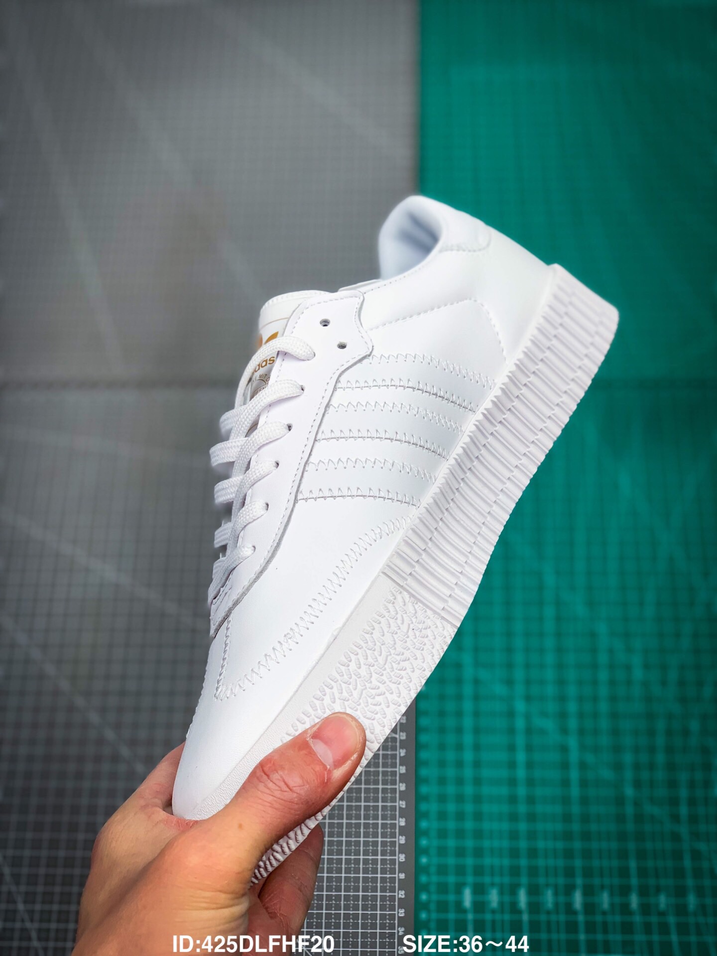 110 真标半码 Adidas/阿迪达斯 三叶草 男女子经典运动板鞋