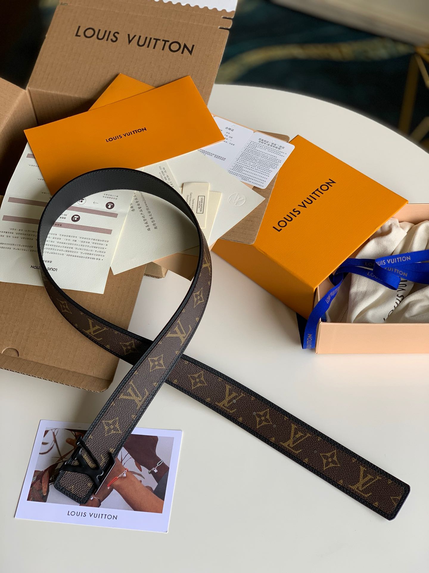 NO:395732,[Exclusive real photo of donkey Belt] with picture zp packaging SHAPE PATCHWORK belt 40mm flower material with bottom logo lychee pattern calf leather glossy buckle double-sided available .,LV [original leather],louis vuitton,louis vuitton,louis vuitton,cowhide19860909【独家实拍驴家腰带】配图片zp包装SHAPE PATCHWORK腰带40mm 花料配底部logo荔枝纹小牛皮 亮面挂扣 双面可用 .,LV【原厂皮】,louis vuitton,louis vuitton,louis vuitton,cowhide,Bag
