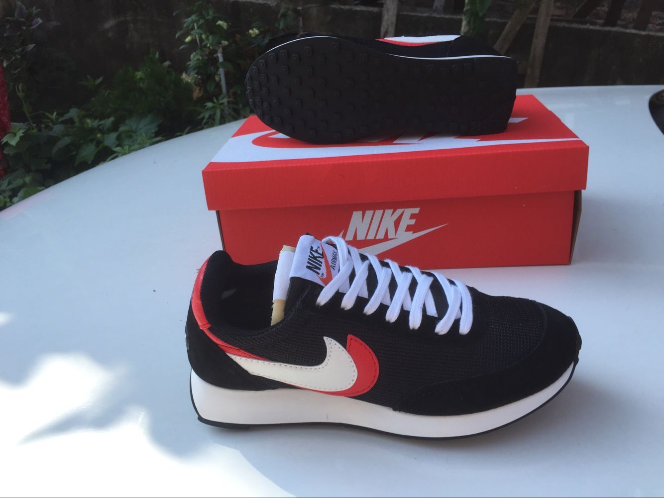 耐克跑步鞋网布款 黑红36-45 |