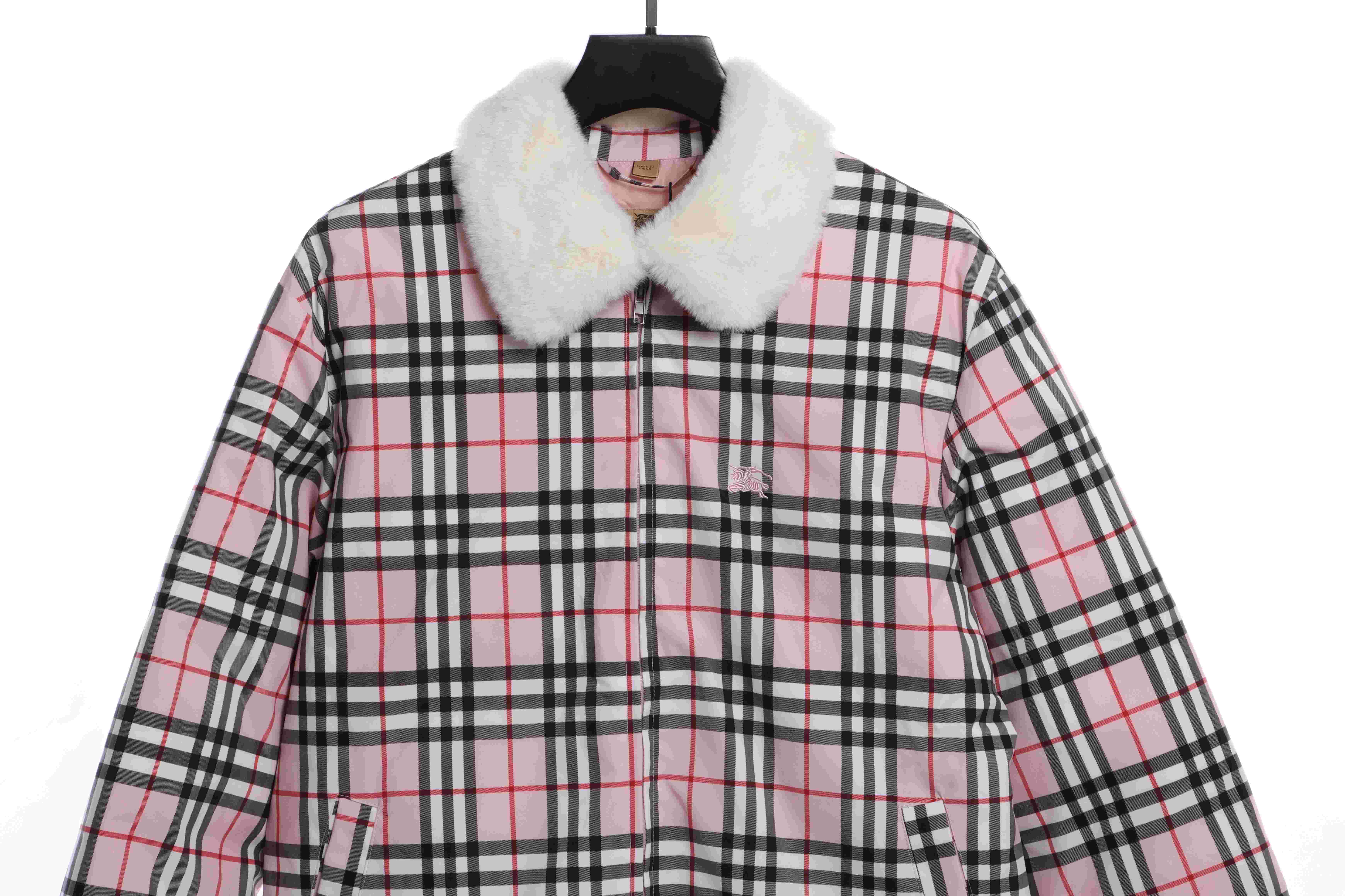 burberry×supreme联名毛领背后刺绣羽绒服 红色