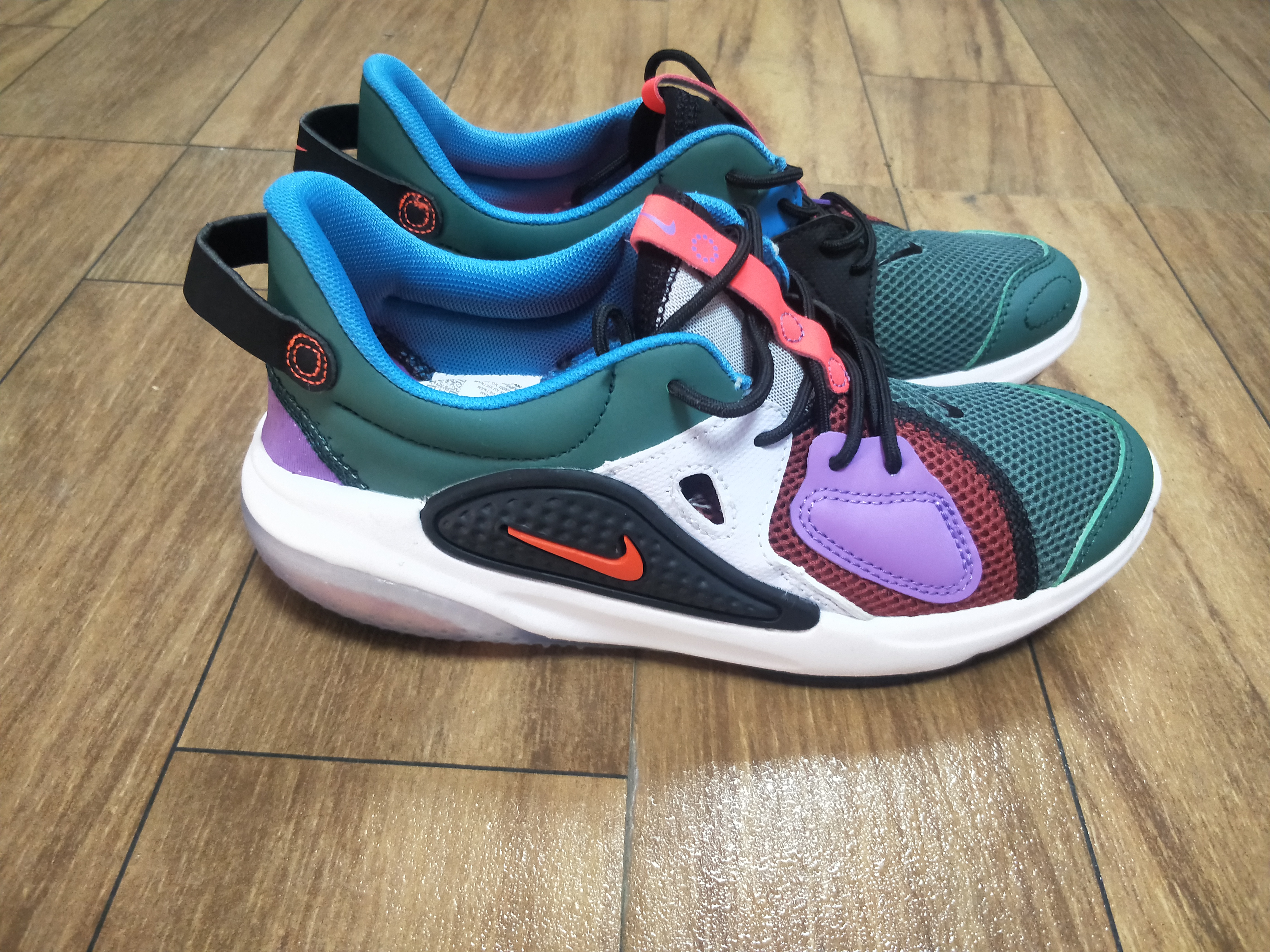 ❤️🌈🌈耐克赤足4代颗粒 墨绿 36-45 带半码 |