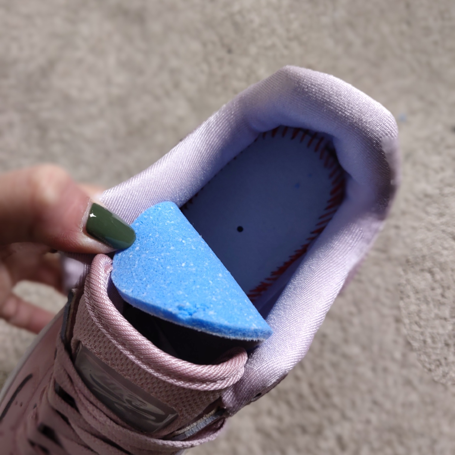 90<br />公司级原单<br />Nike Air Force1 空军一号 果冻渐变钩闪亮复古休闲板鞋 36 36.5 37.5 38 38.5 39 40