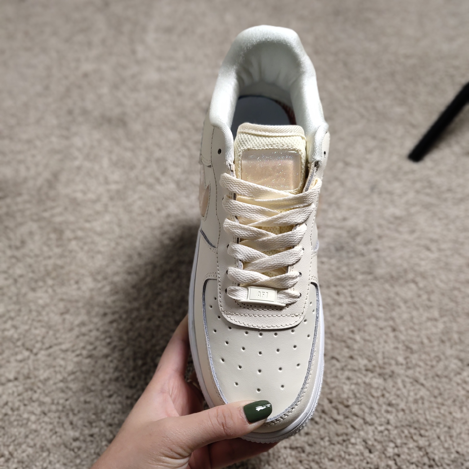 90<br />公司级原单<br />Nike Air Force1 空军一号 果冻渐变钩闪亮复古休闲板鞋 36 36.5 37.5 38 38.5 39 40