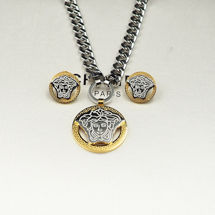 Versace Haute Couture Haute Couture Fine Jewelry Necklace Bracelet Ring
