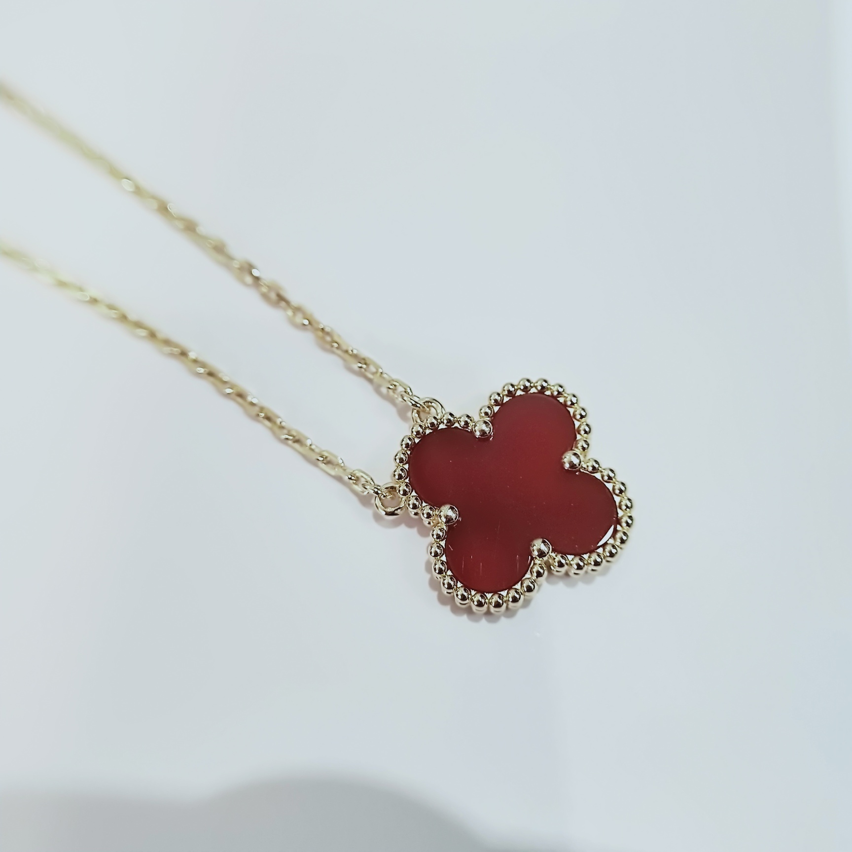 Van Cleef & Arpels VCA四叶草