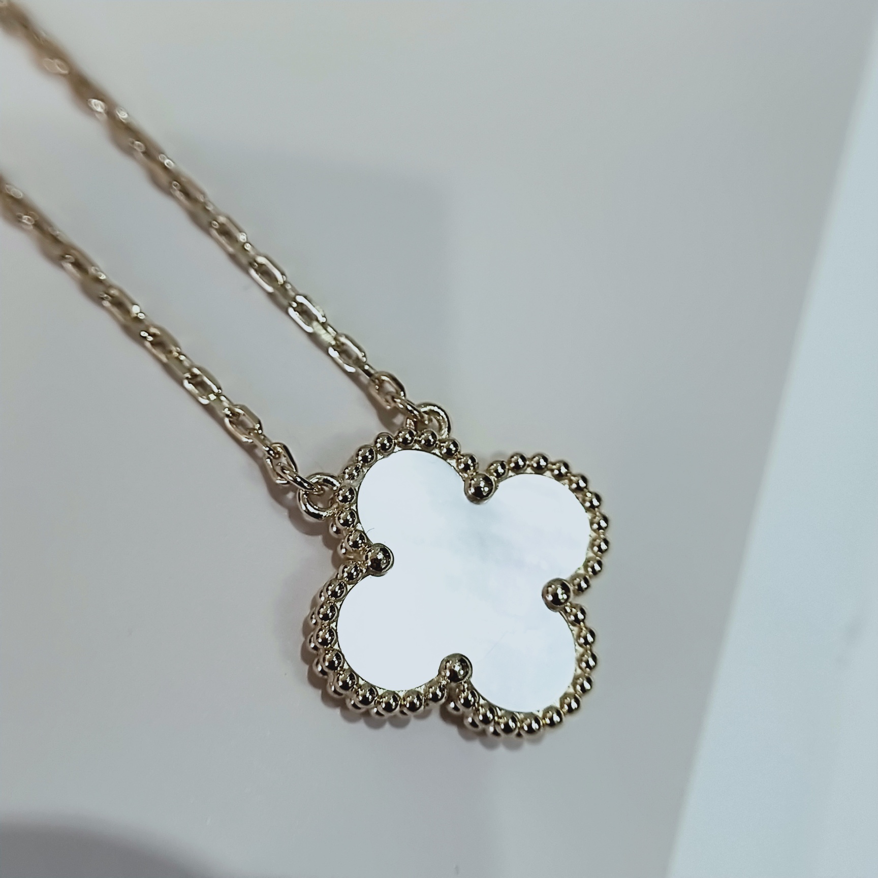 Van Cleef & Arpels VCA四叶草