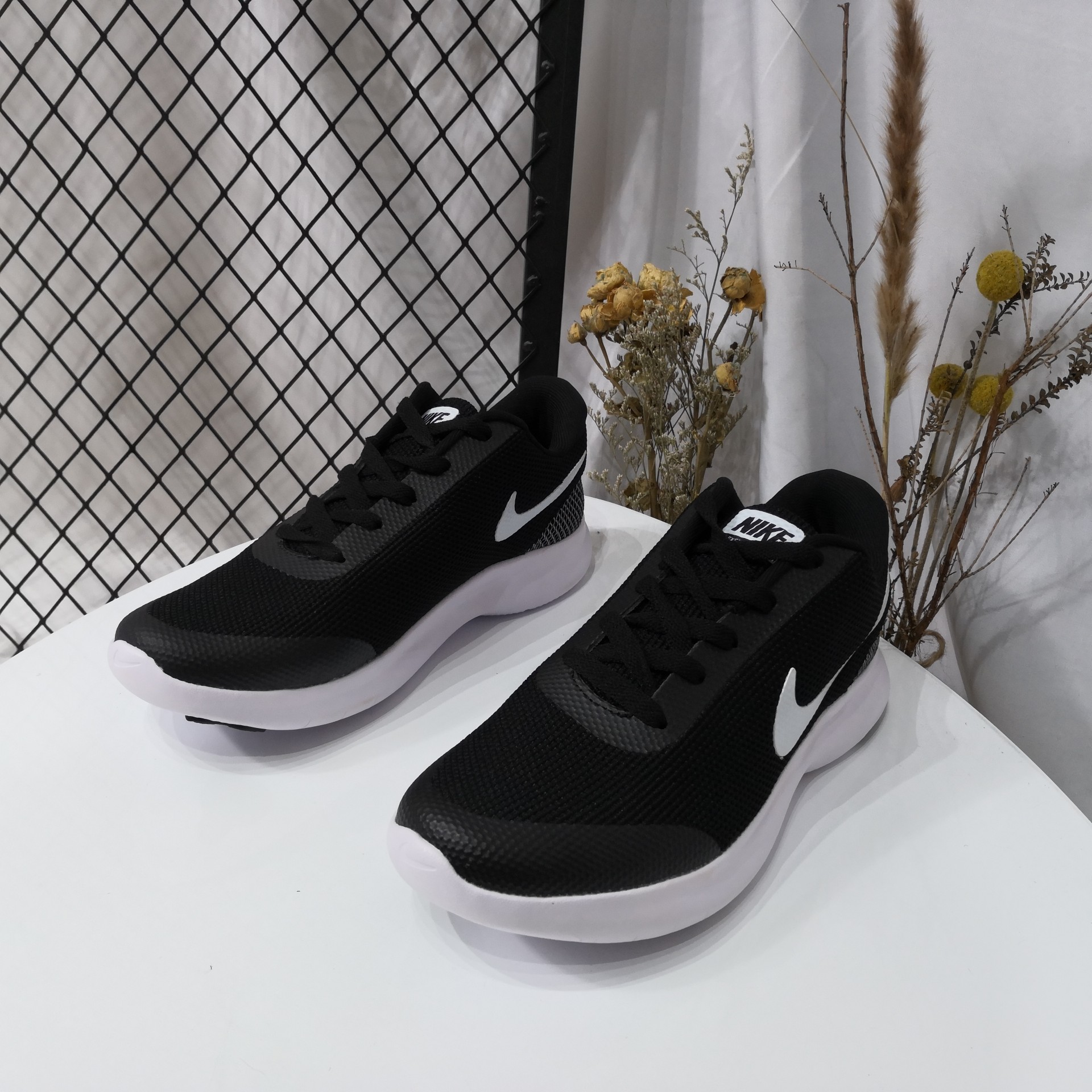 100 支持放店 本地取<br />真标半码 NIKE耐克2019年新款男子FLEX EXPERIENCE RN 7 赤足休闲运动鞋缓震低帮耐磨户外跑步鞋 PCSIZE:36 36.5 37.5 38 38.5 39 40 40.5 41 42 42.5 43 44