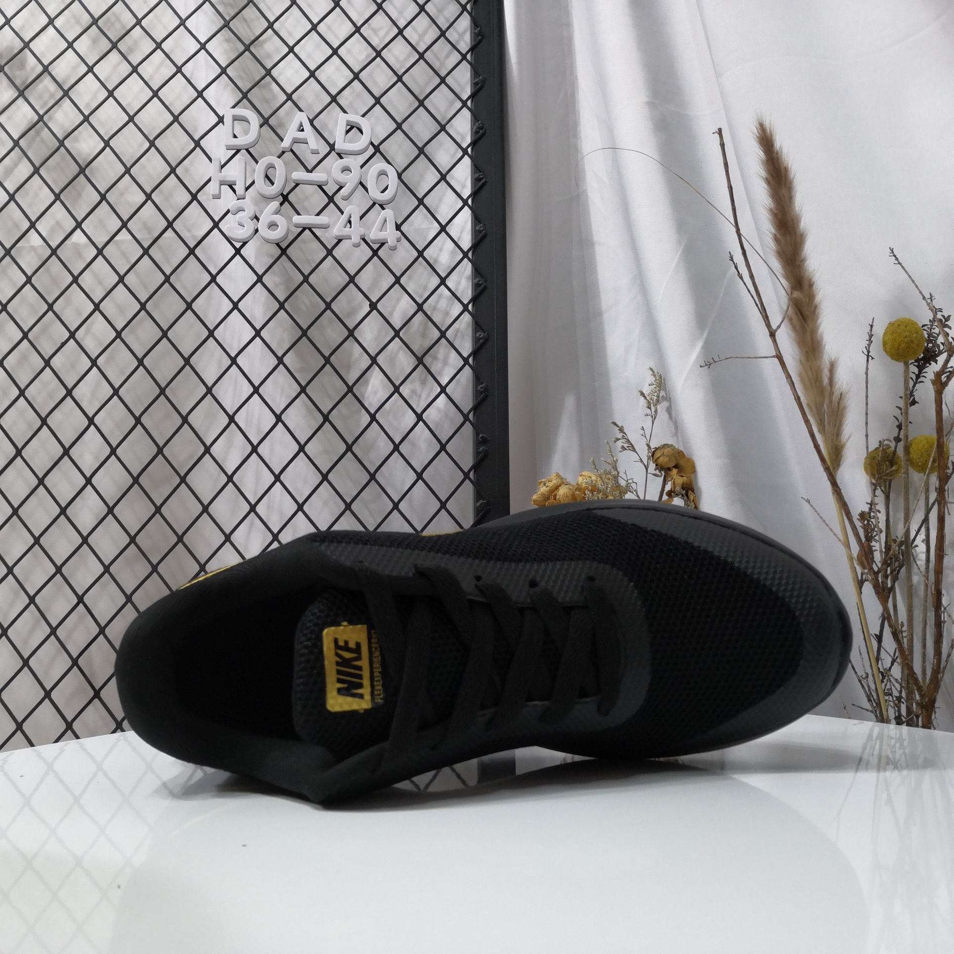 100 支持放店 本地取<br />真标半码 NIKE耐克2019年新款男子FLEX EXPERIENCE RN 7 赤足休闲运动鞋缓震低帮耐磨户外跑步鞋 PCSIZE:36 36.5 37.5 38 38.5 39 40 40.5 41 42 42.5 43 44