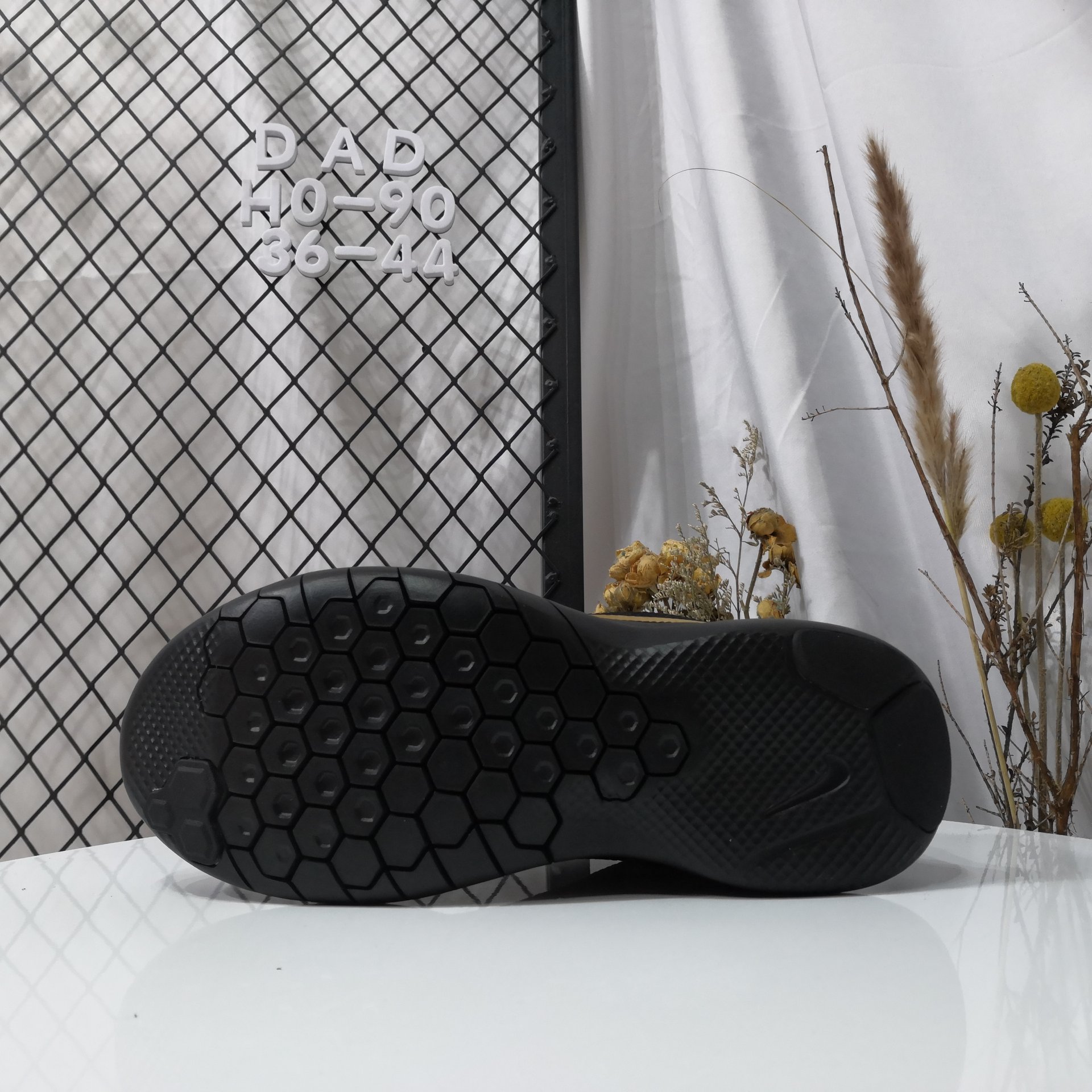 100 支持放店 本地取<br />真标半码 NIKE耐克2019年新款男子FLEX EXPERIENCE RN 7 赤足休闲运动鞋缓震低帮耐磨户外跑步鞋 PCSIZE:36 36.5 37.5 38 38.5 39 40 40.5 41 42 42.5 43 44