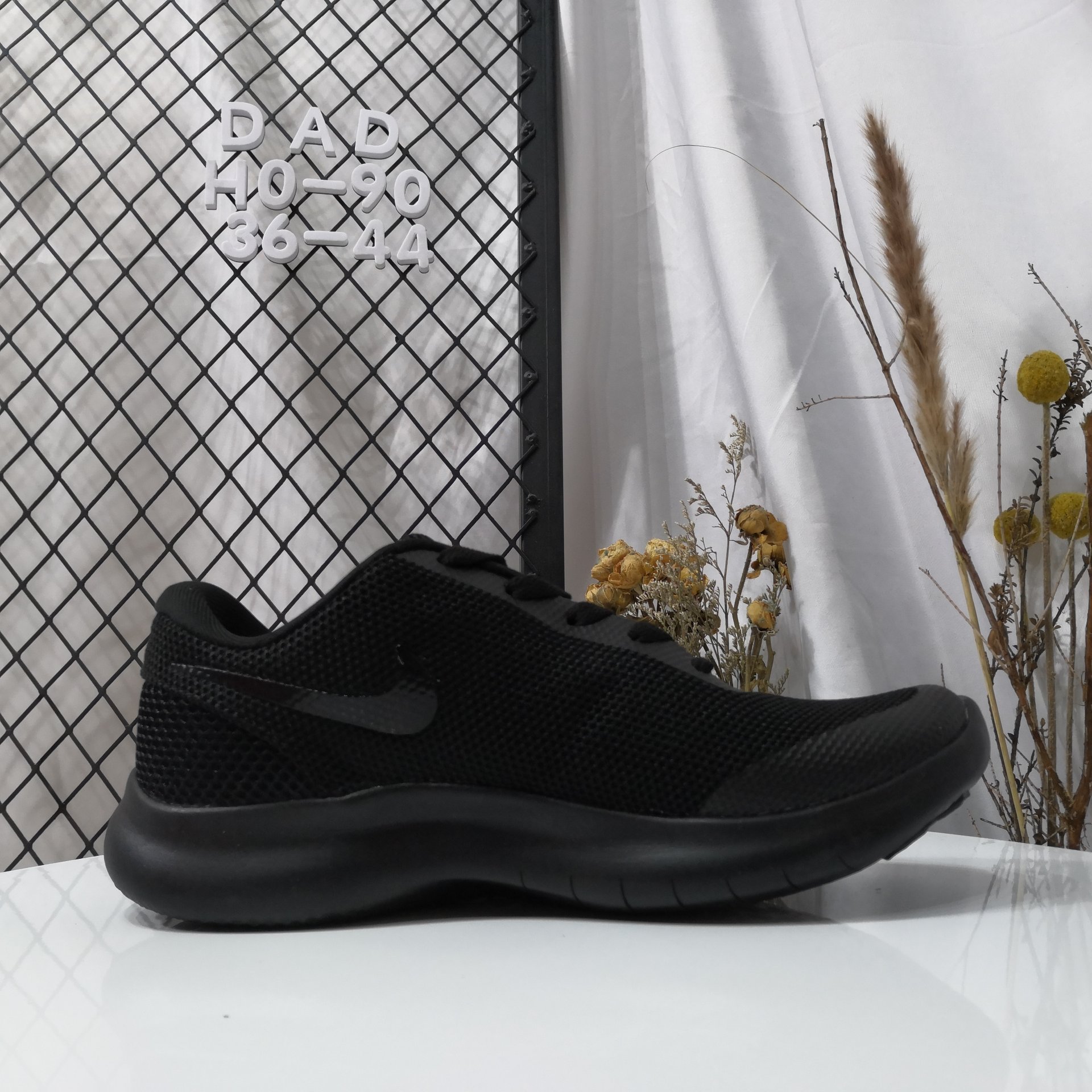 100 支持放店 本地取<br />真标半码 NIKE耐克2019年新款男子FLEX EXPERIENCE RN 7 赤足休闲运动鞋缓震低帮耐磨户外跑步鞋 PCSIZE:36 36.5 37.5 38 38.5 39 40 40.5 41 42 42.5 43 44