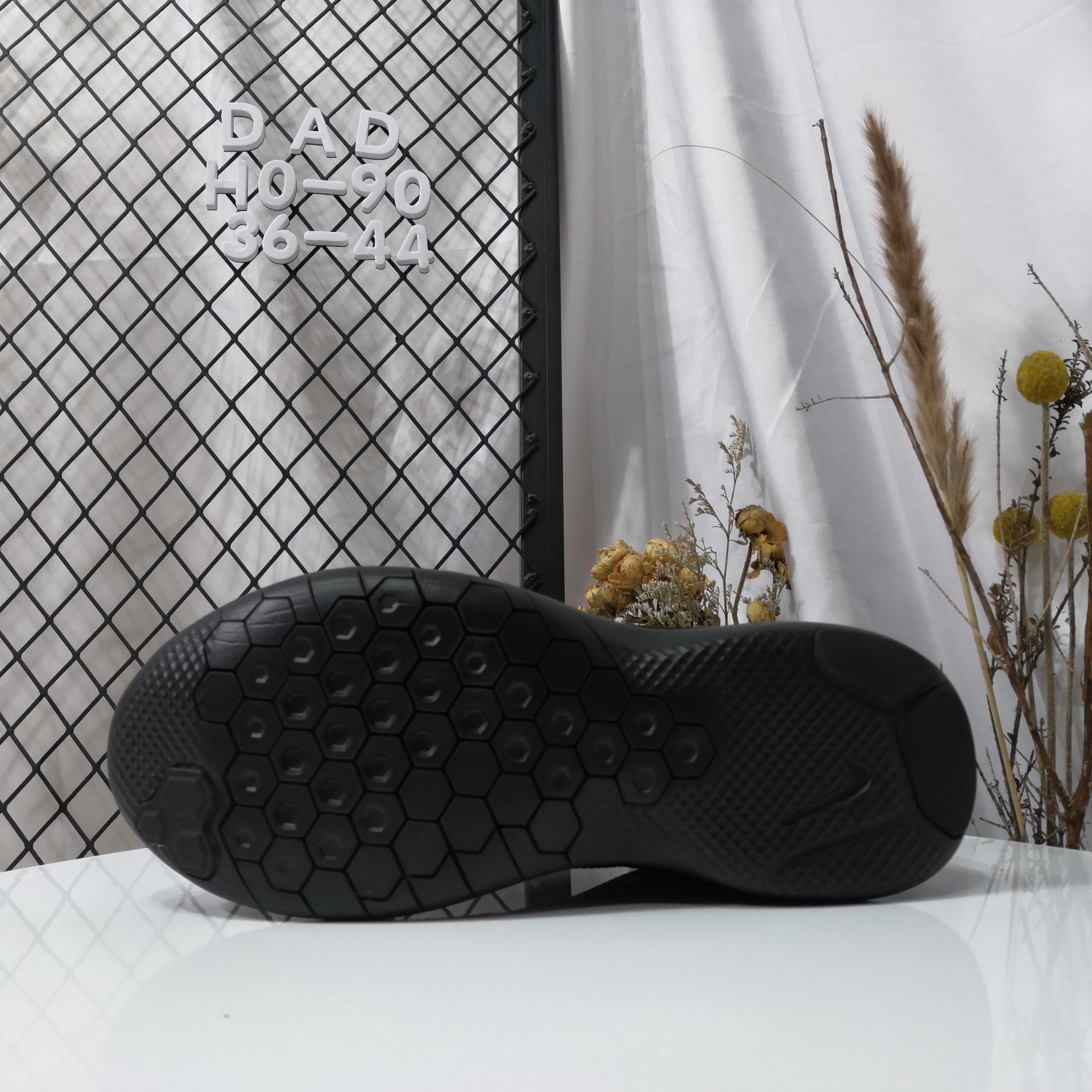 100 支持放店 本地取<br />真标半码 NIKE耐克2019年新款男子FLEX EXPERIENCE RN 7 赤足休闲运动鞋缓震低帮耐磨户外跑步鞋 PCSIZE:36 36.5 37.5 38 38.5 39 40 40.5 41 42 42.5 43 44