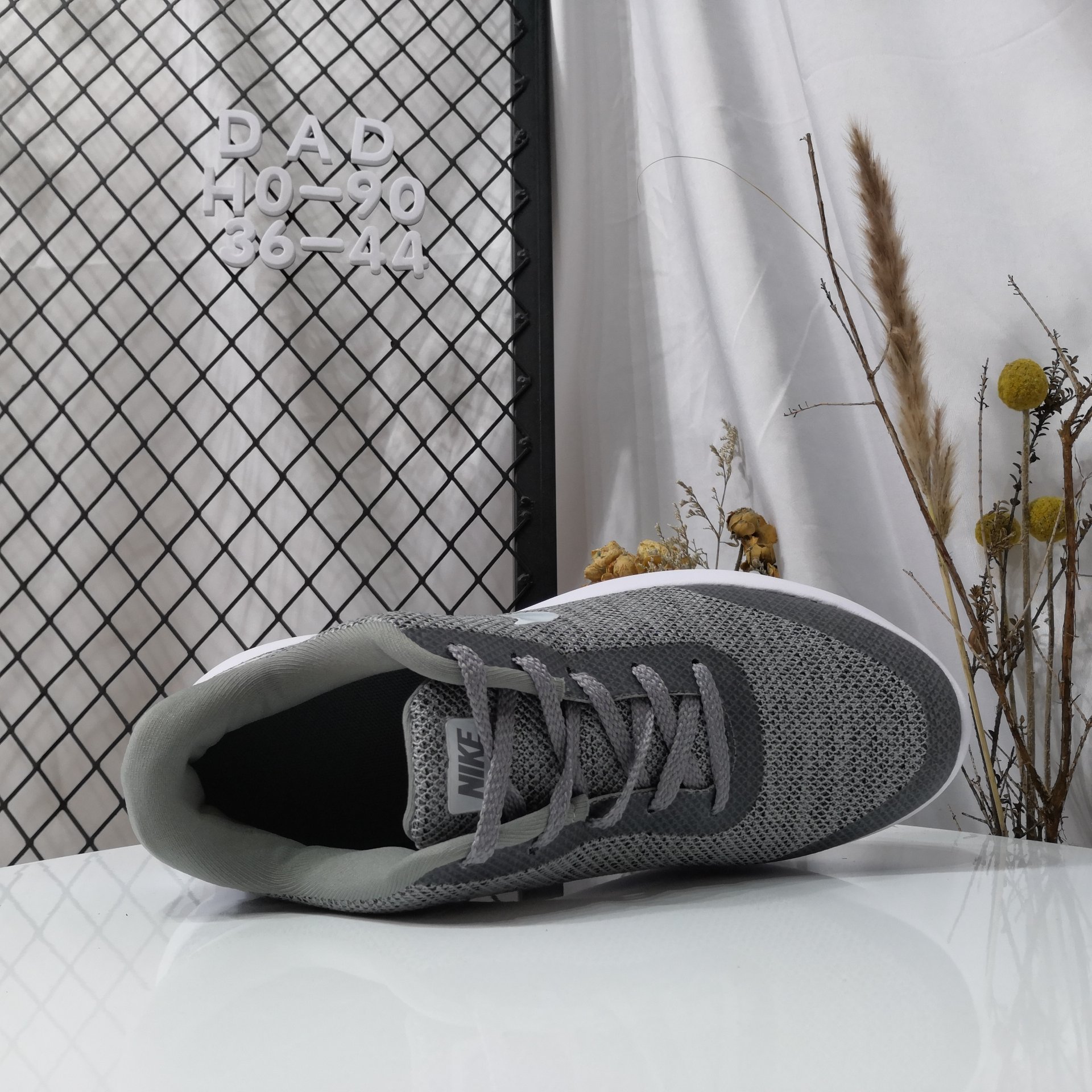 100 支持放店 本地取<br />真标半码 NIKE耐克2019年新款男子FLEX EXPERIENCE RN 7 赤足休闲运动鞋缓震低帮耐磨户外跑步鞋 PCSIZE:36 36.5 37.5 38 38.5 39 40 40.5 41 42 42.5 43 44