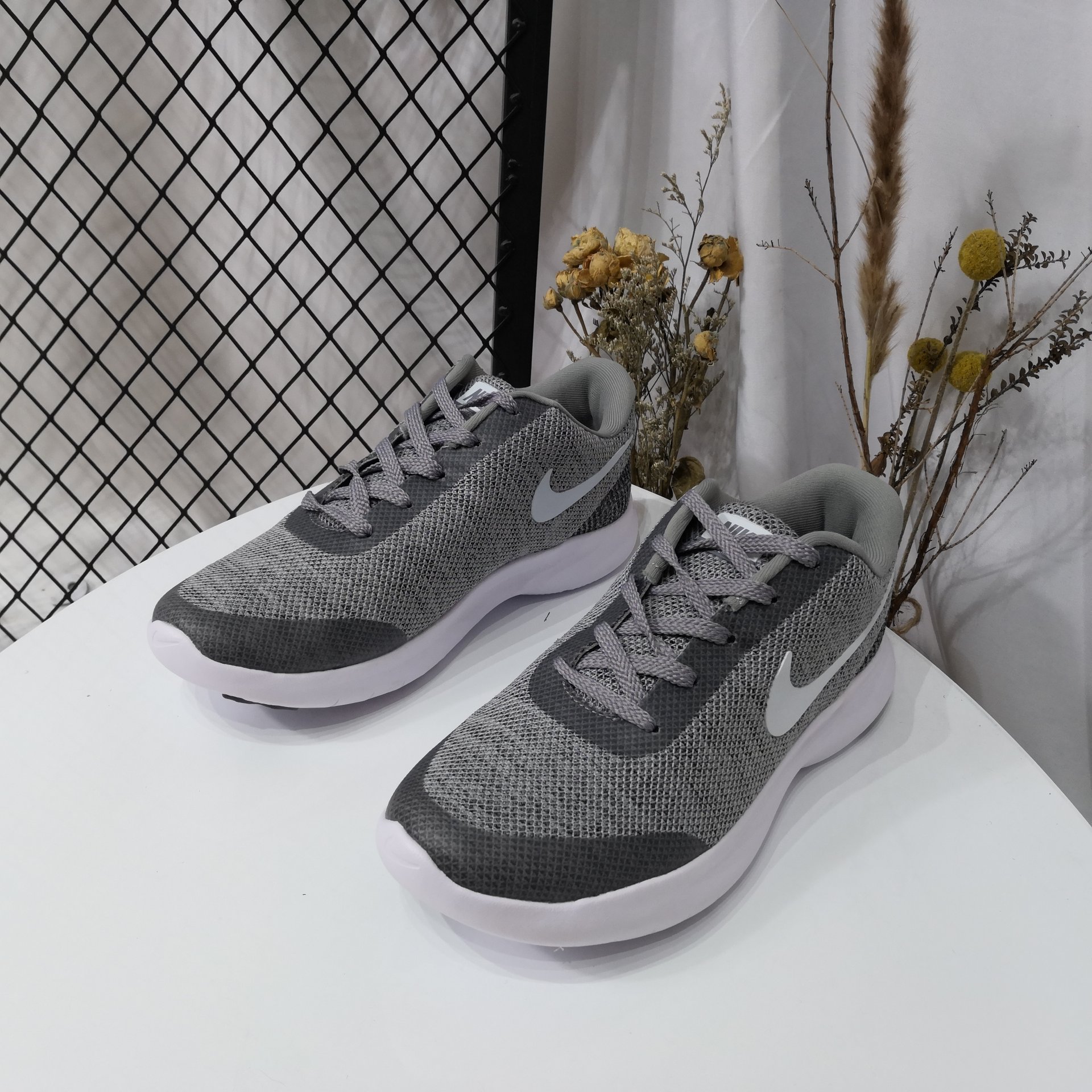 100 支持放店 本地取<br />真标半码 NIKE耐克2019年新款男子FLEX EXPERIENCE RN 7 赤足休闲运动鞋缓震低帮耐磨户外跑步鞋 PCSIZE:36 36.5 37.5 38 38.5 39 40 40.5 41 42 42.5 43 44