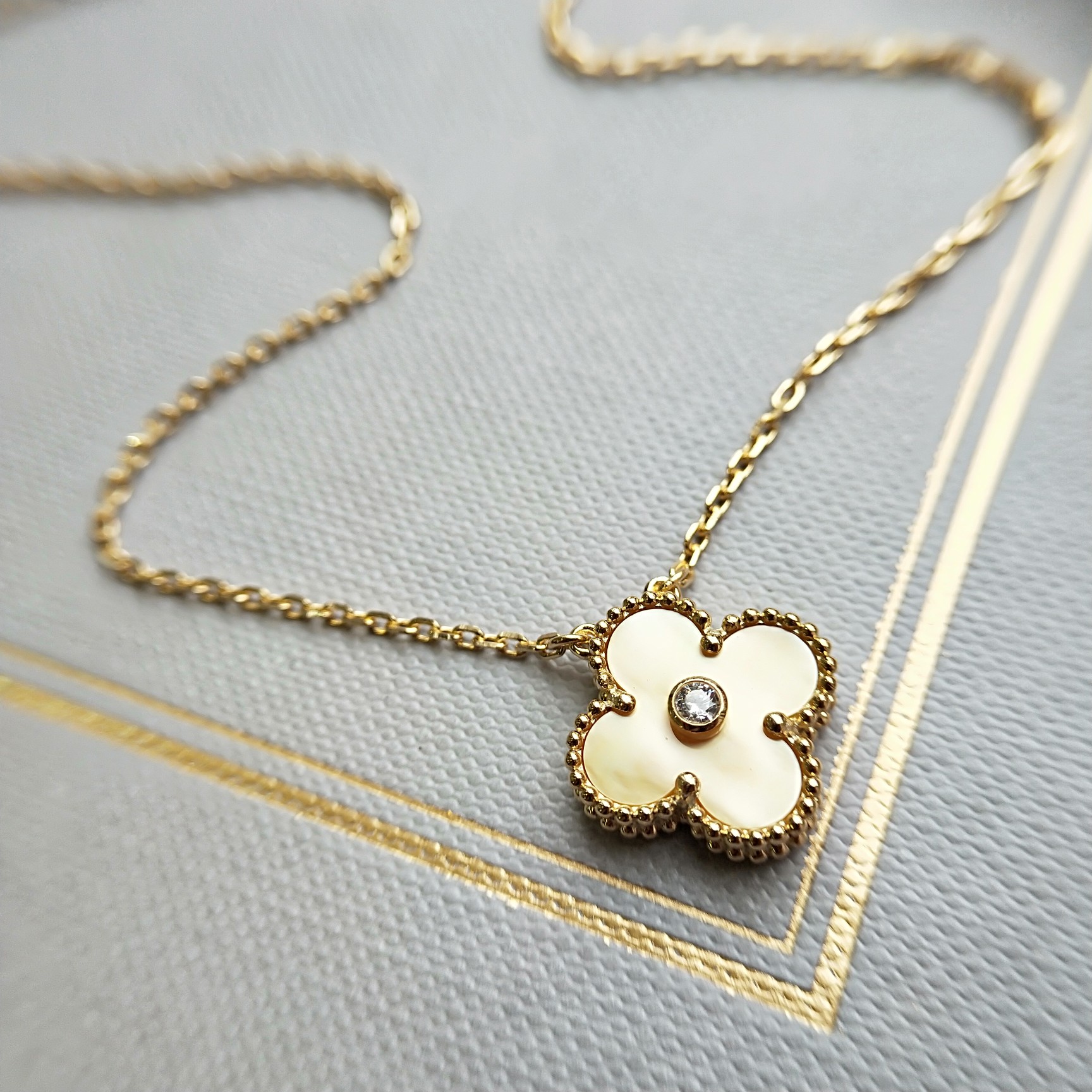 Van Cleef & Arpels VCA四叶草