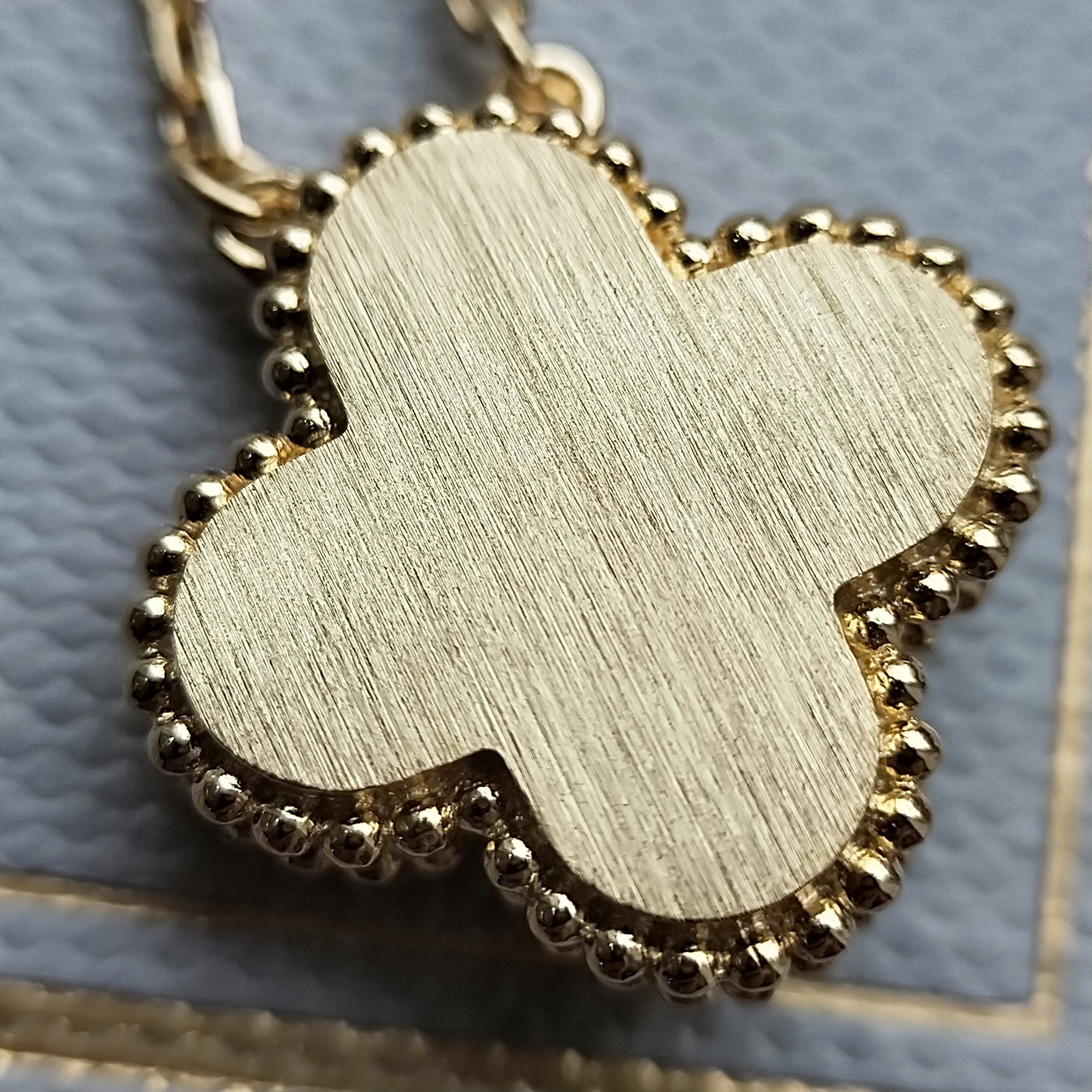 Van Cleef & Arpels VCA 四叶草