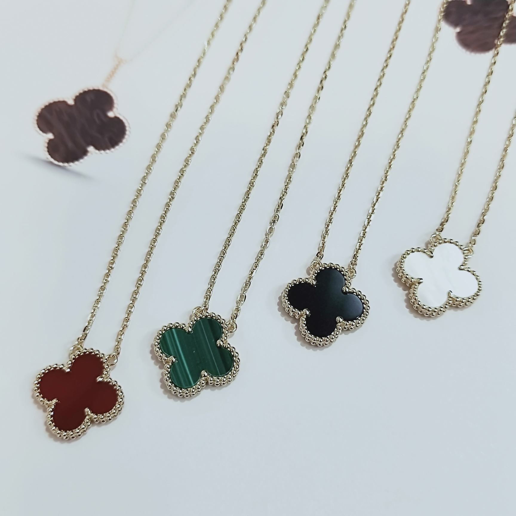 Van Cleef & Arpels VCA四叶草