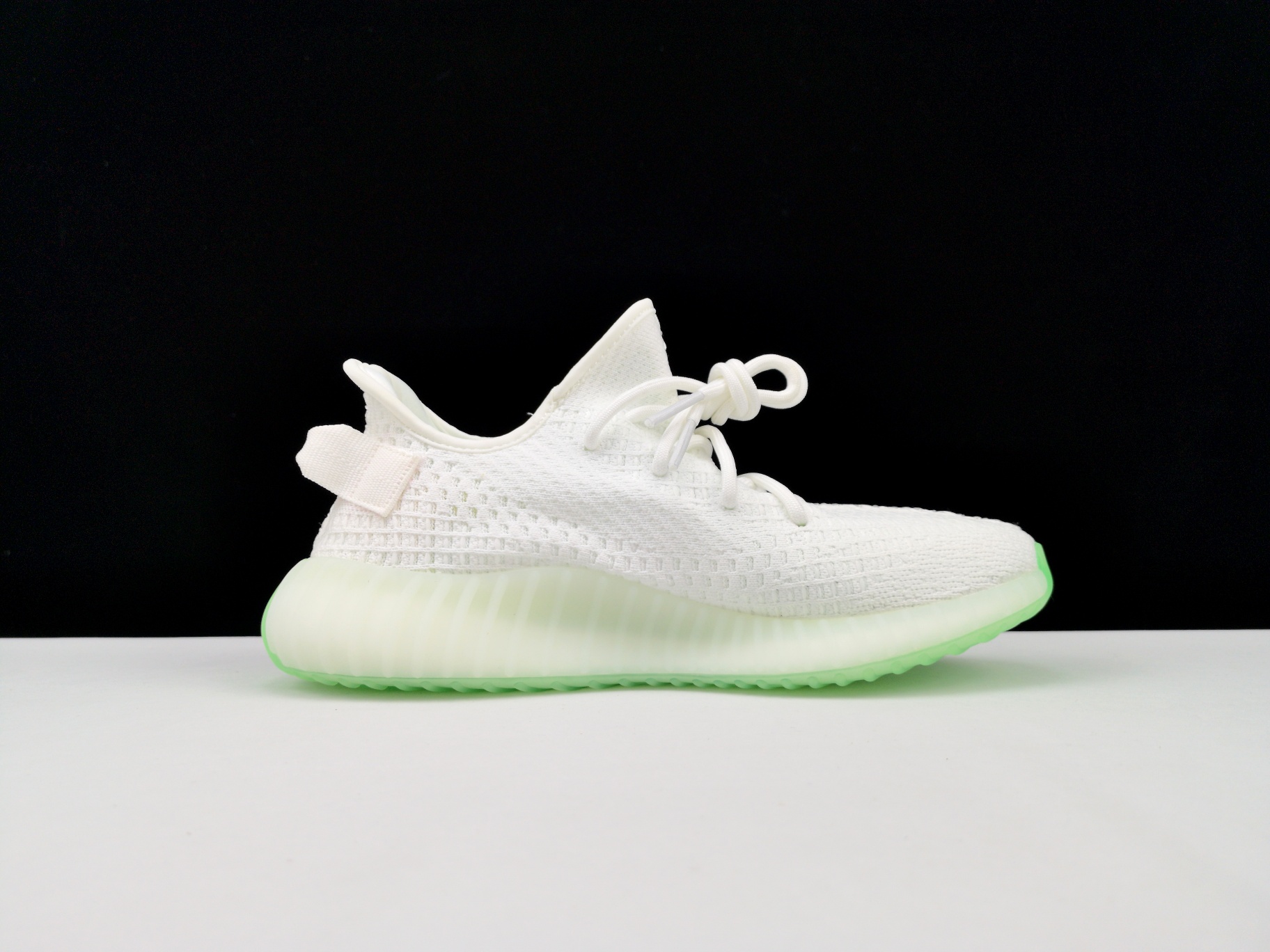 200支持放店新配色“网纱透明白荧光绿”真标真爆 adidas 椰子Yeezy 350v2 “Static”系列百搭轻便爆米花中底慢跑鞋，EG5563