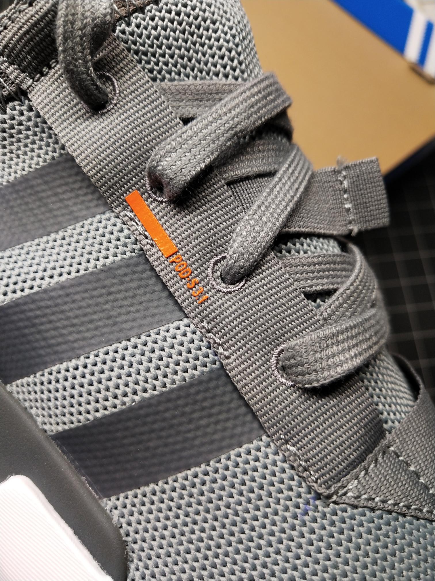 140公司级 真爆 货不多看手速阿迪达斯/Adidas Originals POD-S3.1 Boost 轻跑老爹鞋 巴斯夫鱼鳞爆  货号B37365