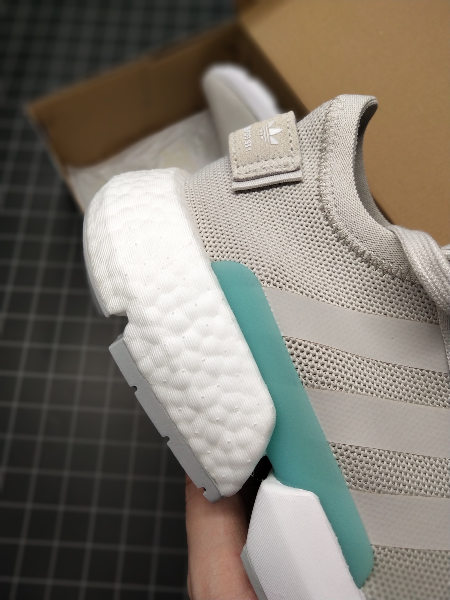 140公司级 真爆 货不多看手速阿迪达斯/Adidas Originals POD-S3.1 Boost 轻跑老爹鞋 巴斯夫鱼鳞爆 货号B37365-莆田鞋,莆田鞋货源,高仿鞋,高仿鞋货源,安福档口,莆田高仿鞋,莆田鞋批发,高仿鞋批发,莆田高仿运动鞋,高仿运动鞋,莆田运动鞋 140公司级 真爆 货不多看手速阿迪达斯/Adidas Originals POD-S3.1 Boost 轻跑老爹鞋 巴斯夫鱼鳞爆 货号B37365