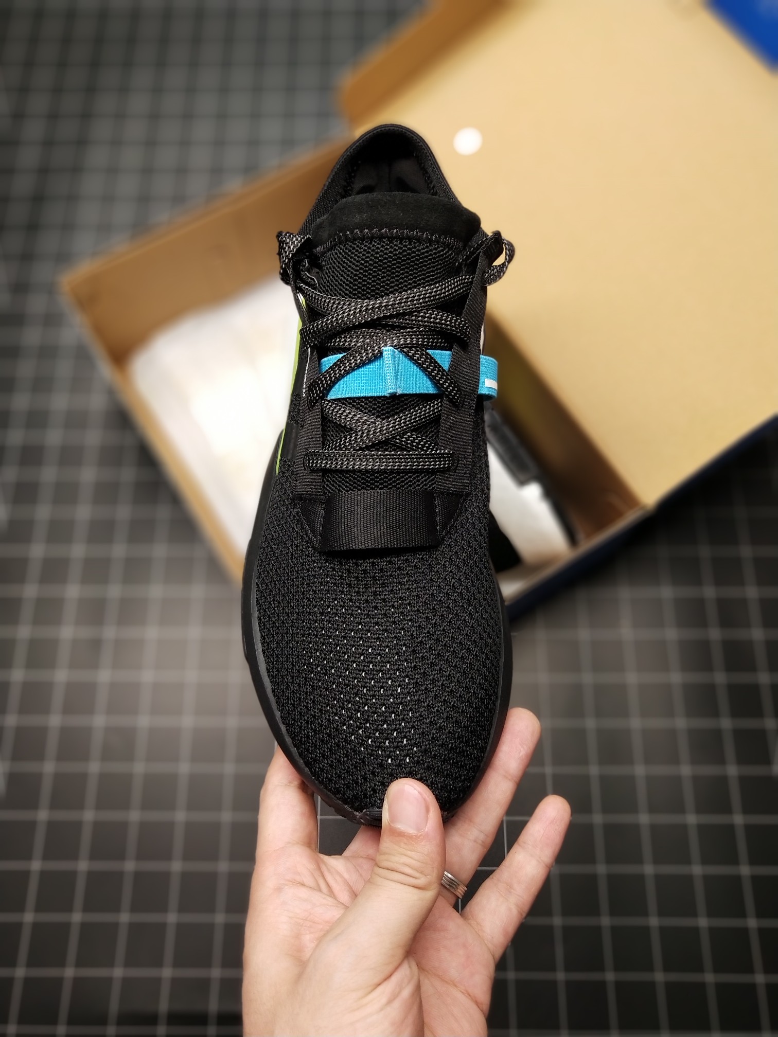 140公司级 真爆 货不多看手速阿迪达斯/Adidas Originals POD-S3.1 Boost 轻跑老爹鞋 巴斯夫鱼鳞爆  货号B37469