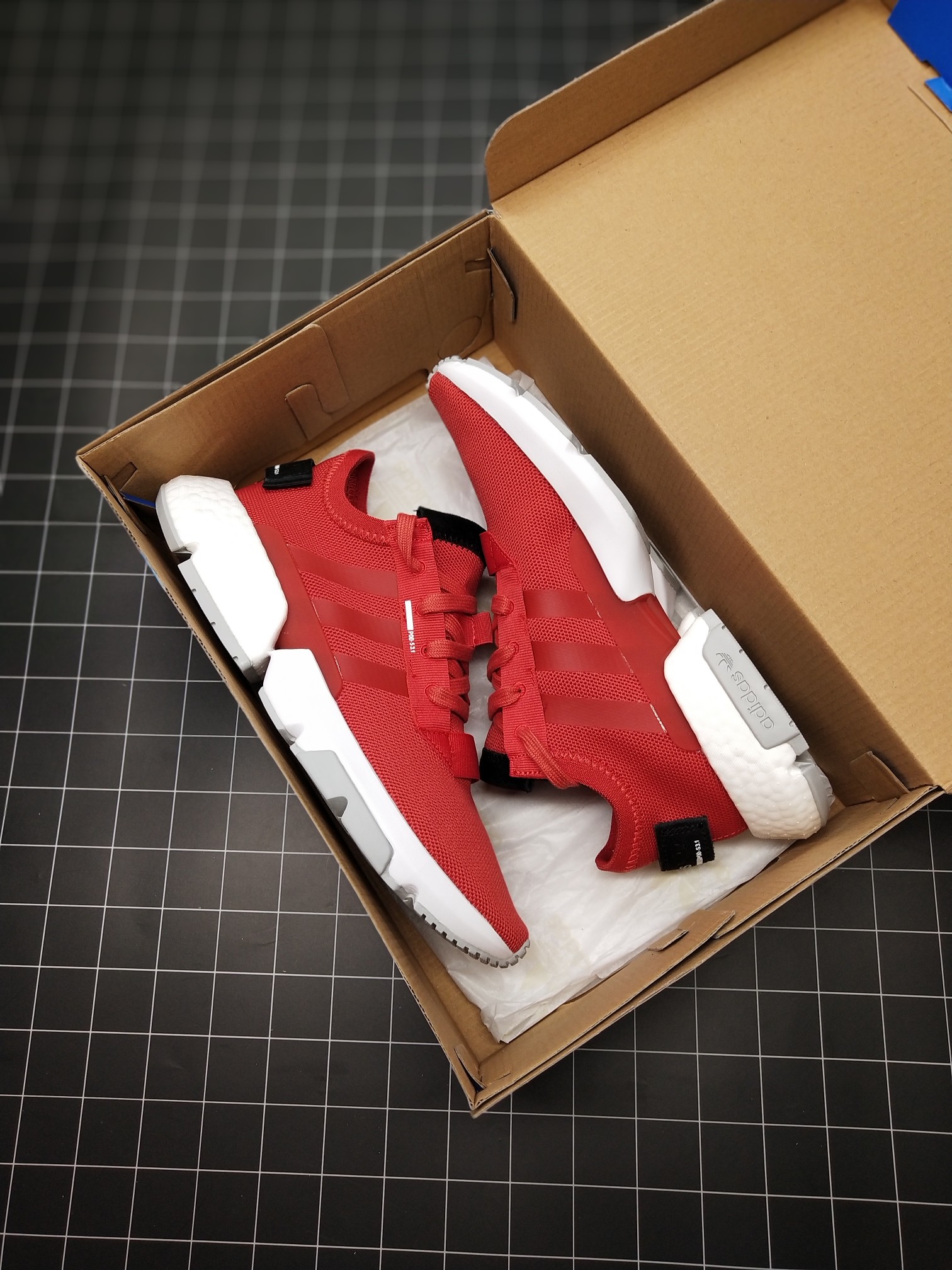 140公司级 真爆 货不多看手速阿迪达斯/Adidas Originals POD-S3.1 Boost 轻跑老爹鞋 巴斯夫鱼鳞爆  货号B37466