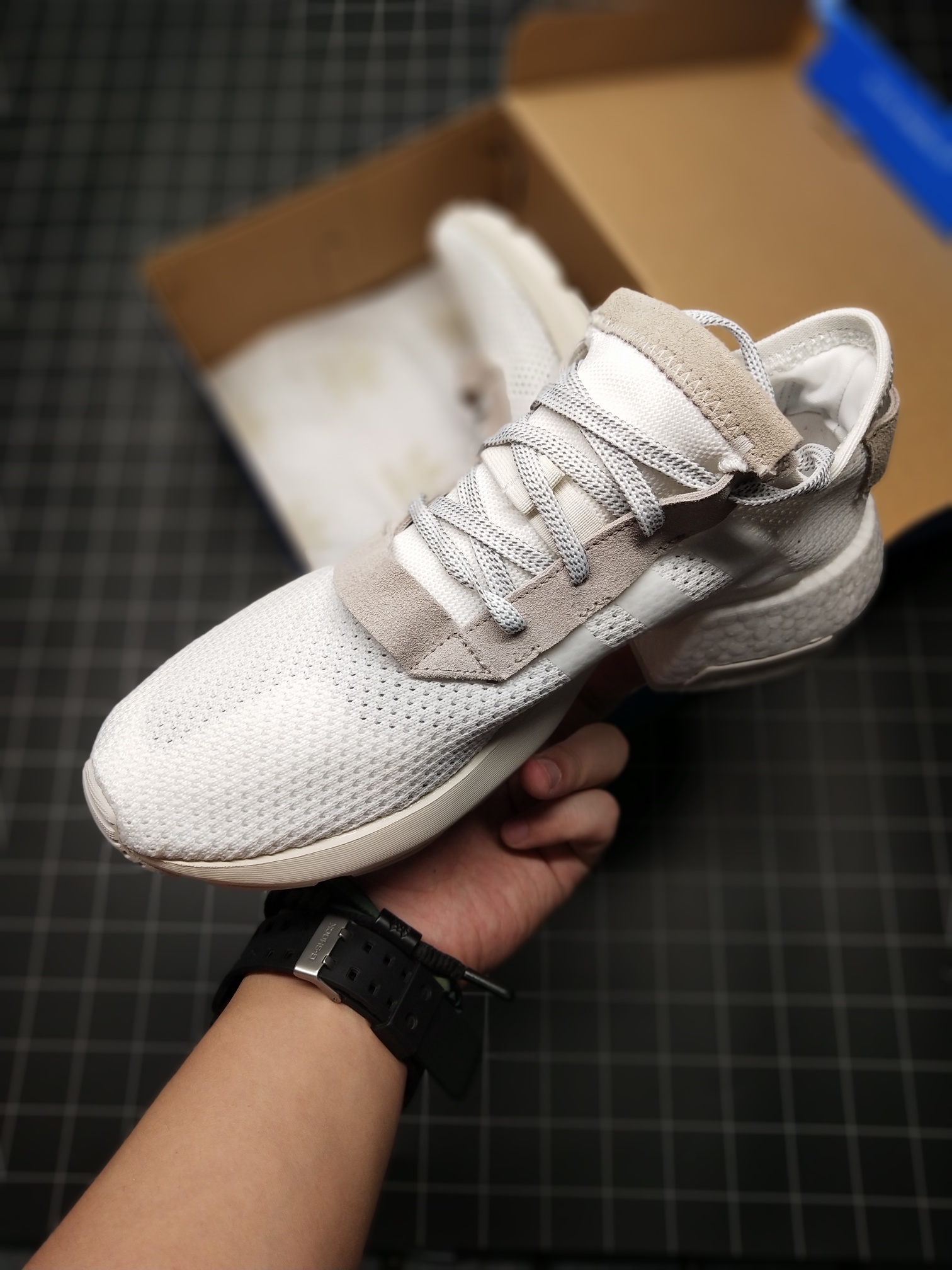 140公司级 真爆 货不多看手速阿迪达斯/Adidas Originals POD-S3.1 Boost 轻跑老爹鞋 巴斯夫鱼鳞爆  货号B28089