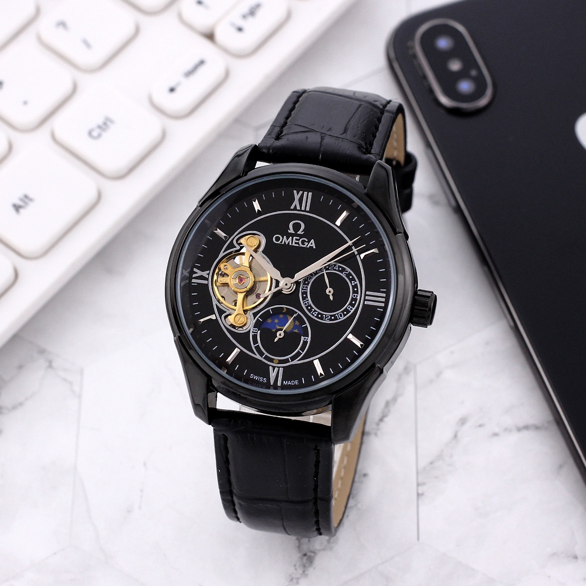 ❤️290包邮/原单代购级别
欧米茄－OMEGA[色]九飞轮全自动日月星辰机械⌚，6字位白天走时(太阳)[太阳]晚上走时(月亮)[月亮]蕴含最优质的材料与一丝不苟的工艺！超强矿物质玻璃，真空电镀，精密防水，直径：40mm，厚度：12mm，高端大气上档次，绅士首选‼‼
